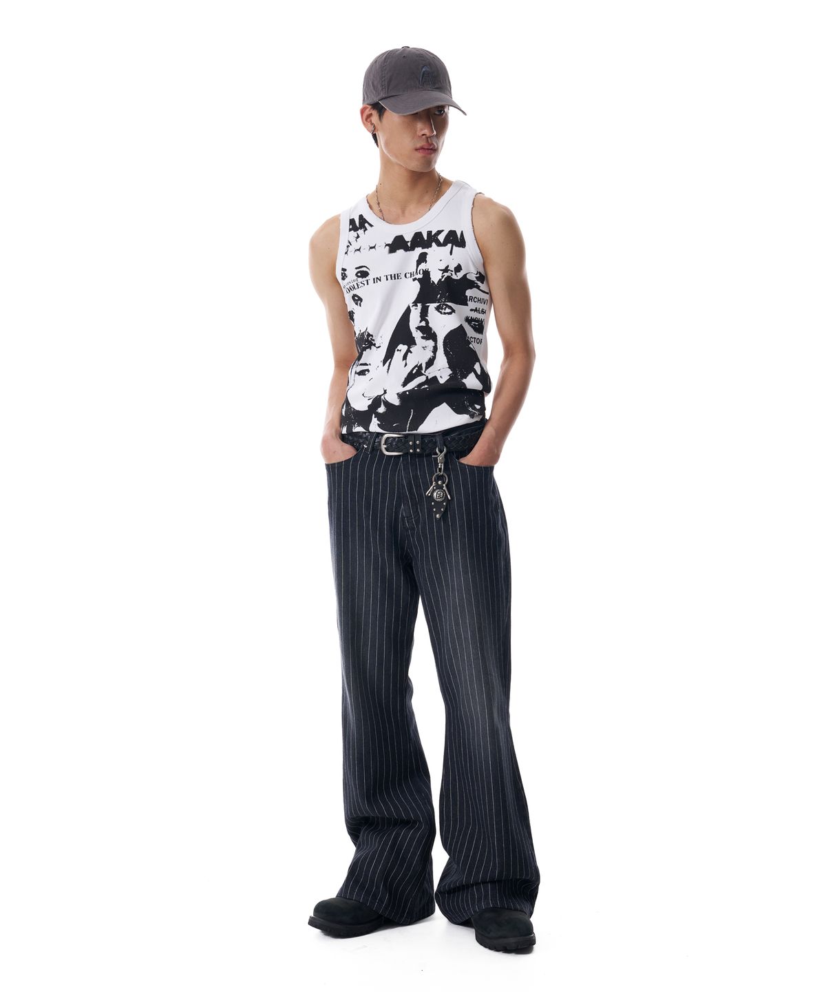 아캄(AAKAM) Striped Flare Denim Pants (Black)