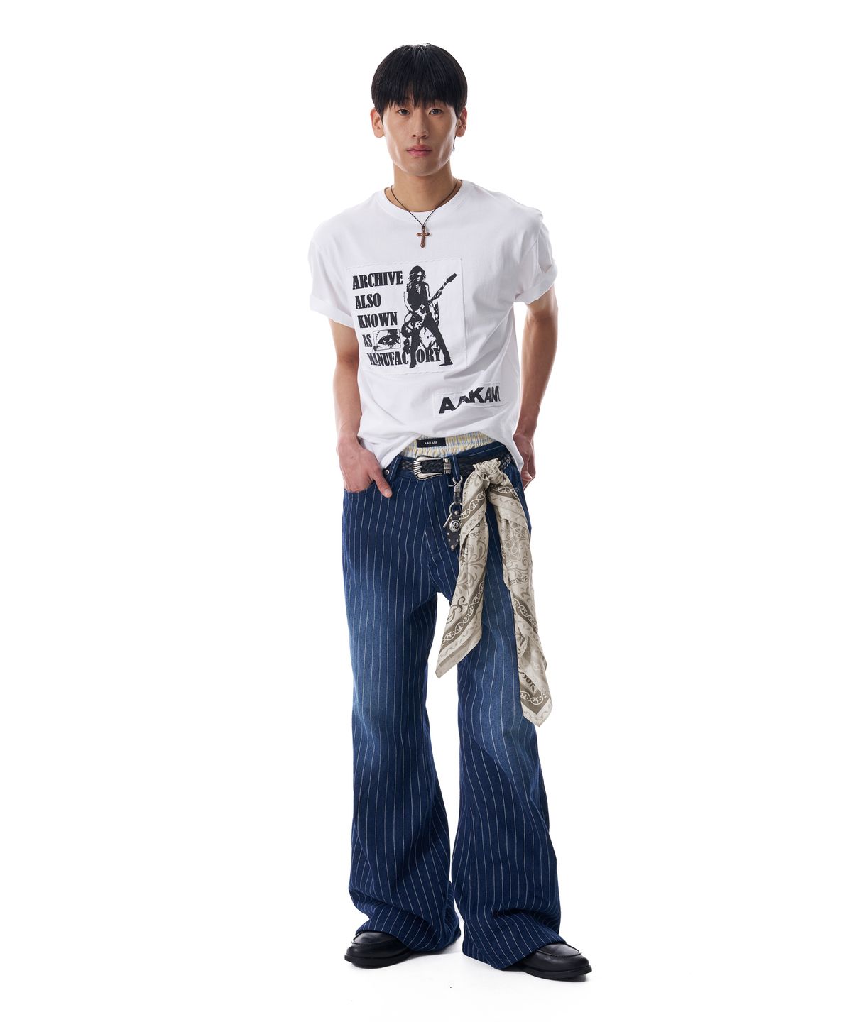 아캄(AAKAM) Striped Flare Denim Pants (Blue)
