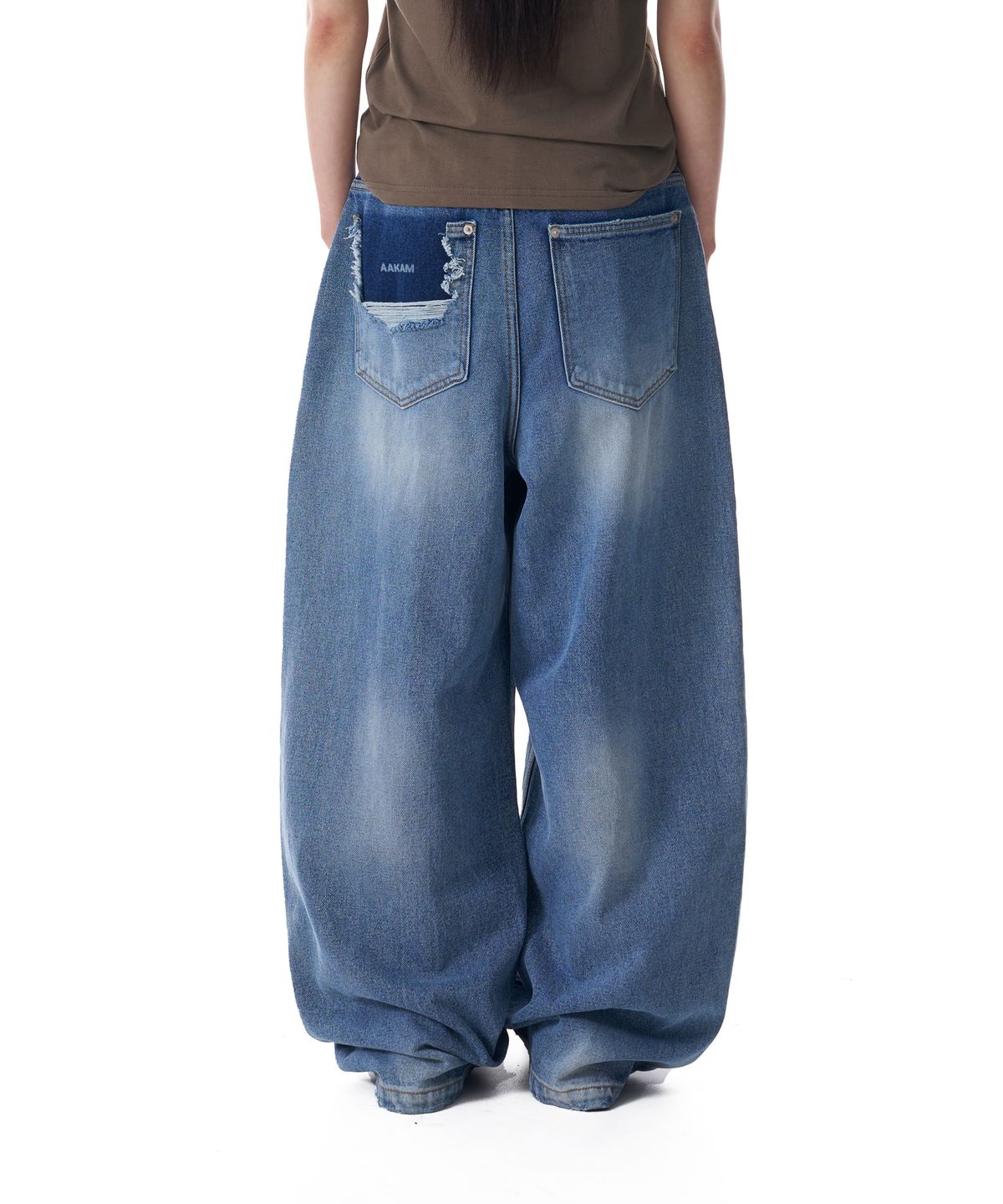 아캄(AAKAM) Distressed Pocket Denim Pants (Blue)