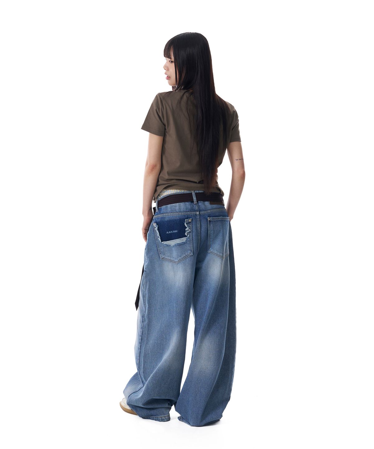 아캄(AAKAM) Distressed Pocket Denim Pants (Blue)