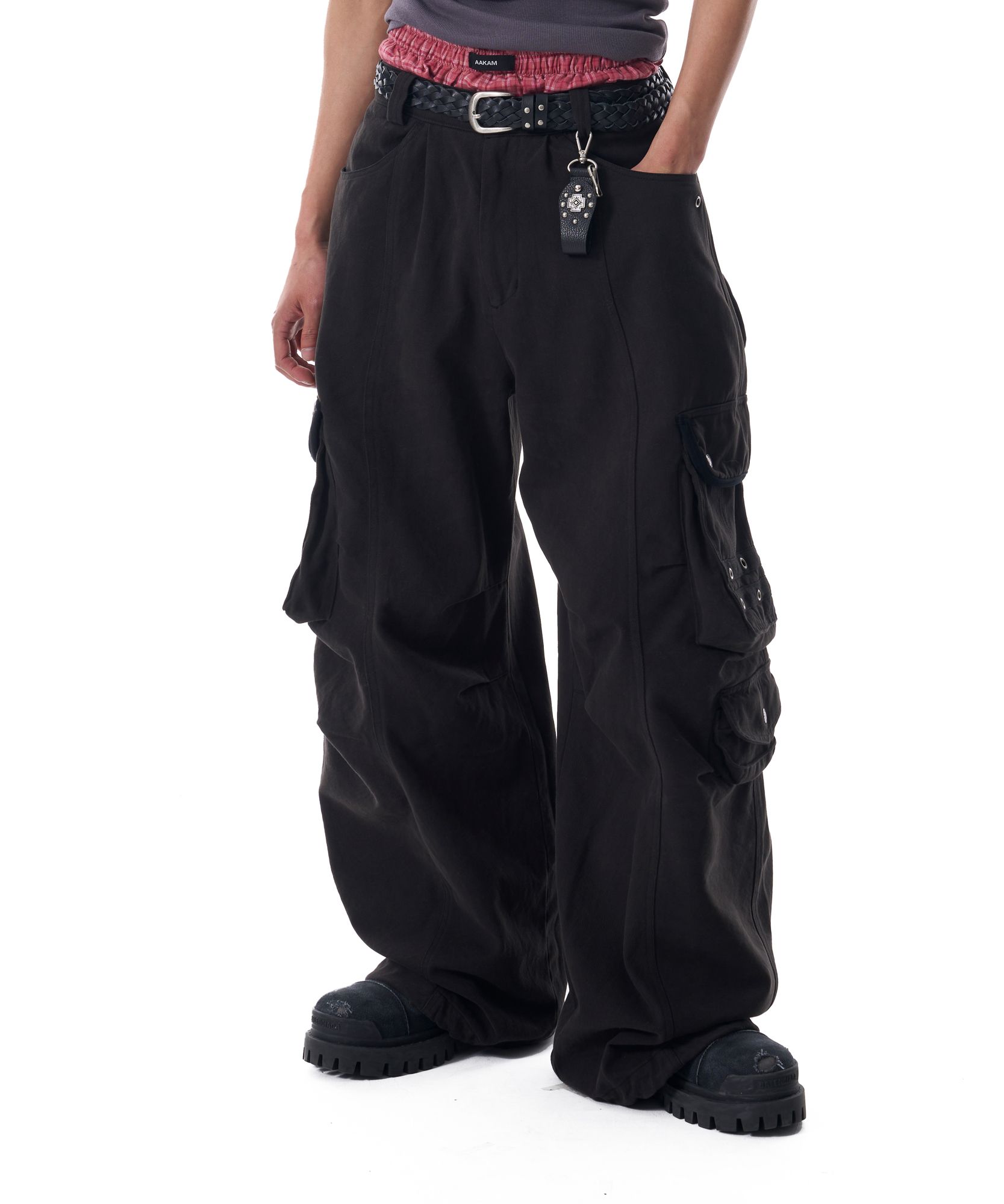韓国　AAKAM 98 Knee Cargo Pants MUSINSA | AAKAM 98 Knee Pin-Tuck Contrast Cargo Pants (Black)