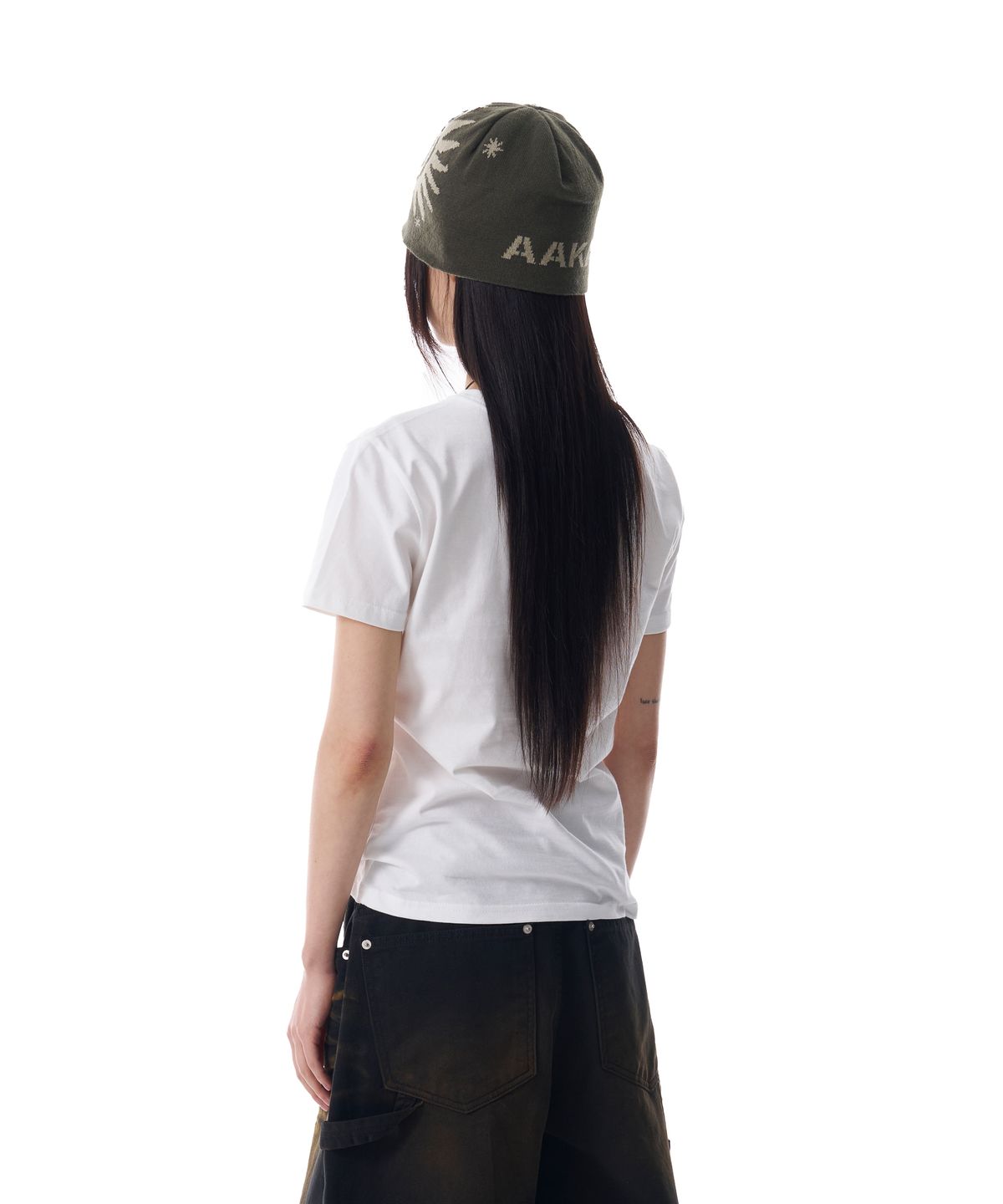 아캄(AAKAM) Collage Artwork Half Top (White)