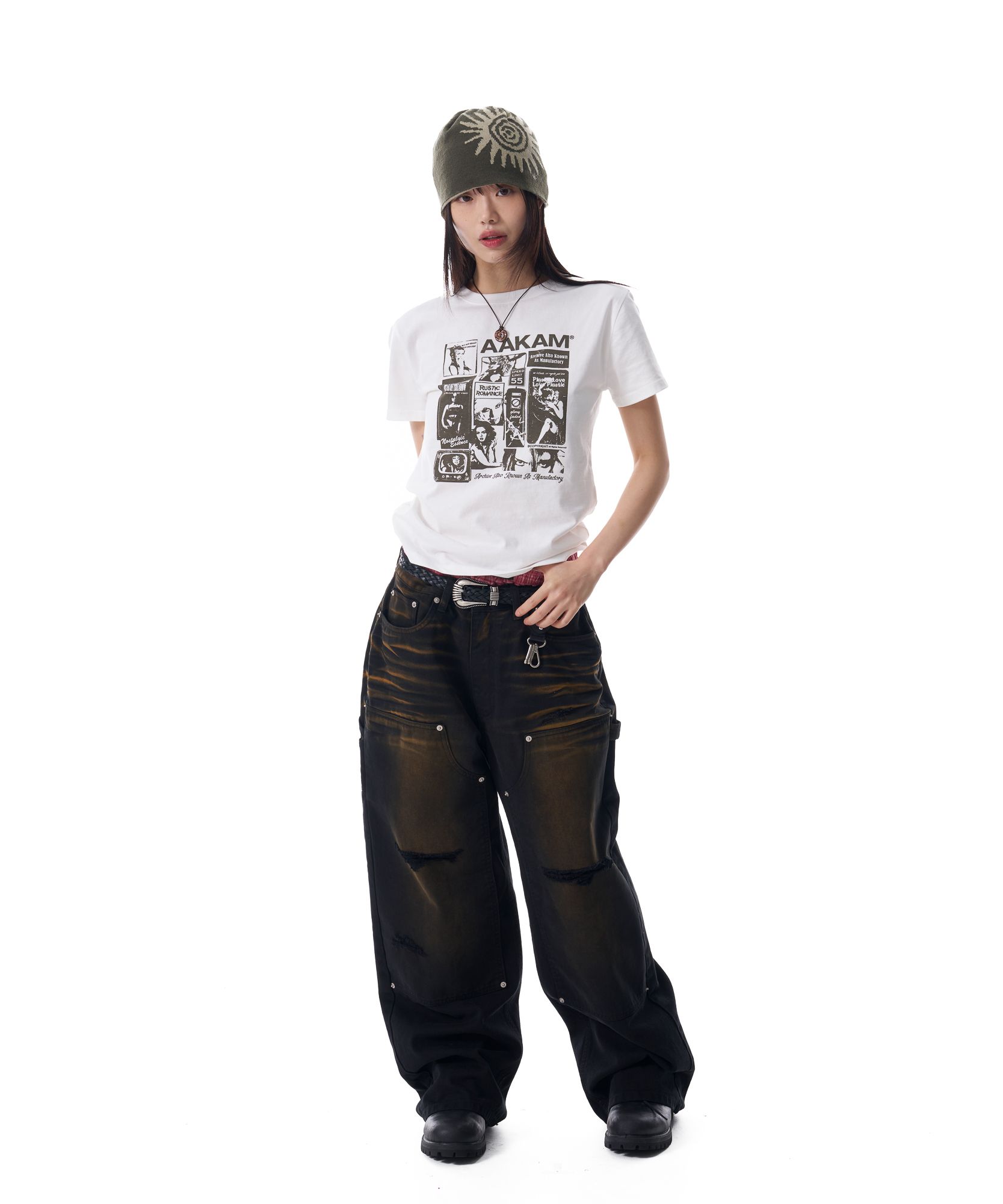MUSINSA | AAKAM Collage Artwork Half Top (White)