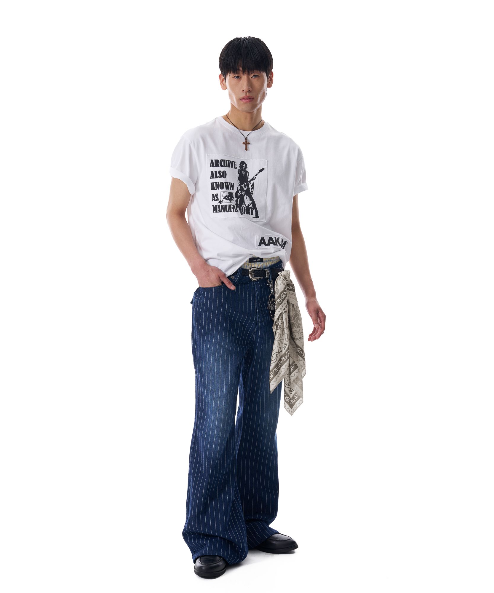 MUSINSA | AAKAM Washed Patch Half Top (White)