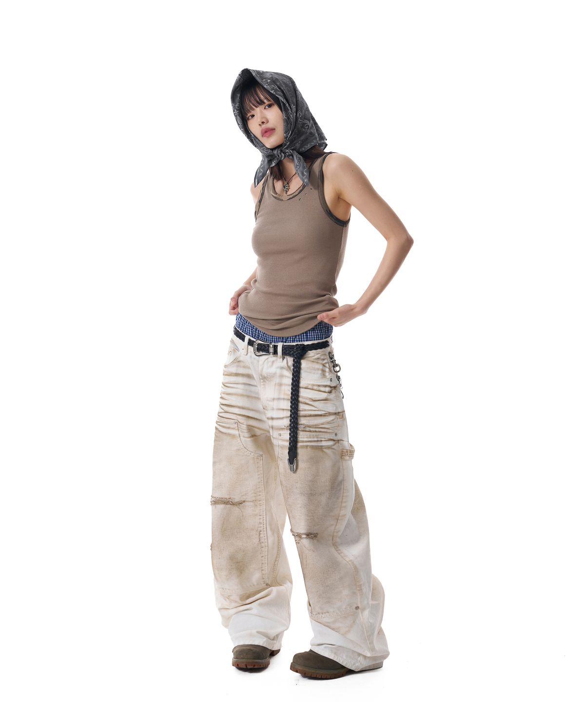 아캄(AAKAM) Eyelet Contrast Camo Sleeveless (Beige)