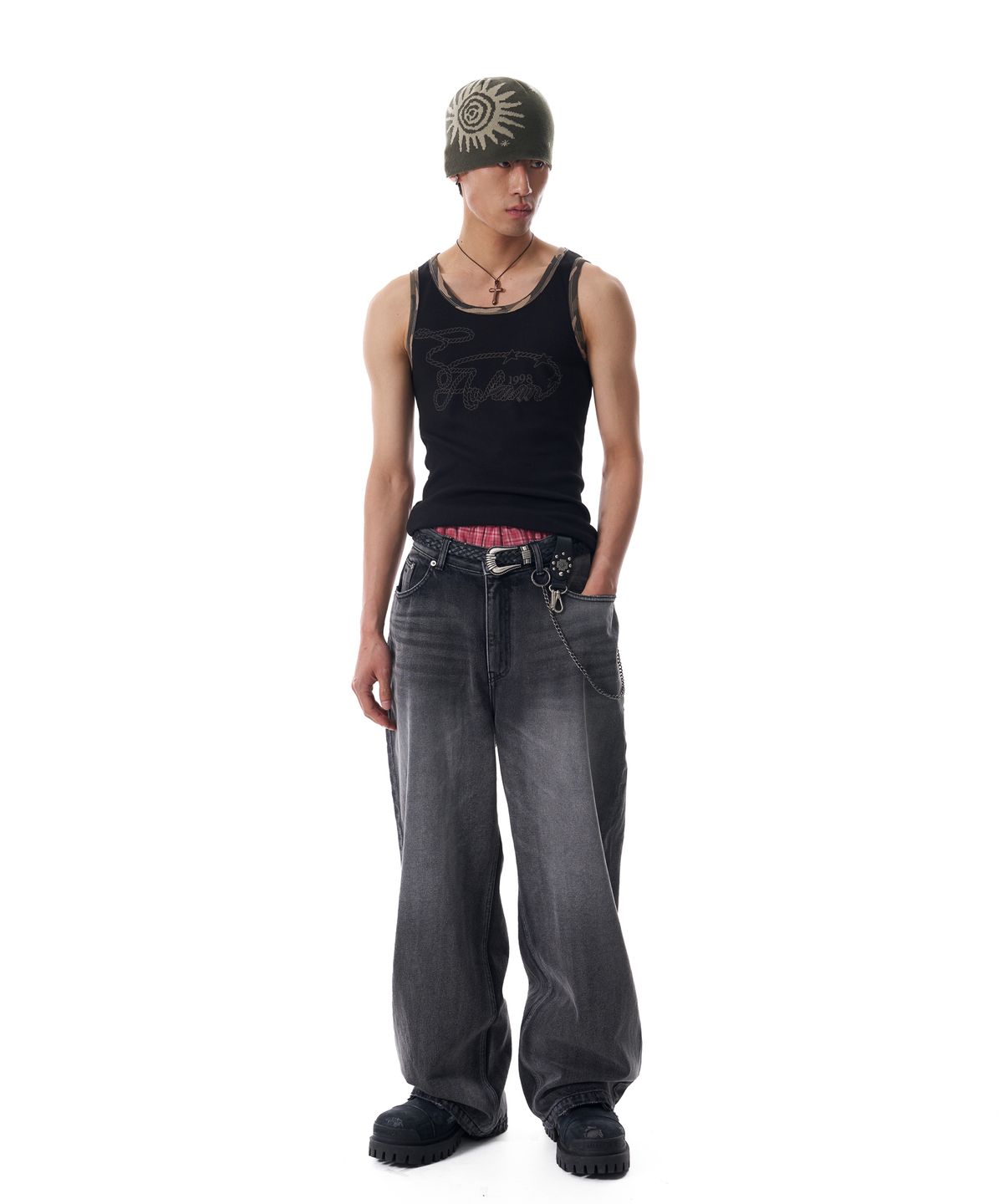 아캄(AAKAM) Rope Contrast Camo Sleeveless (Black)