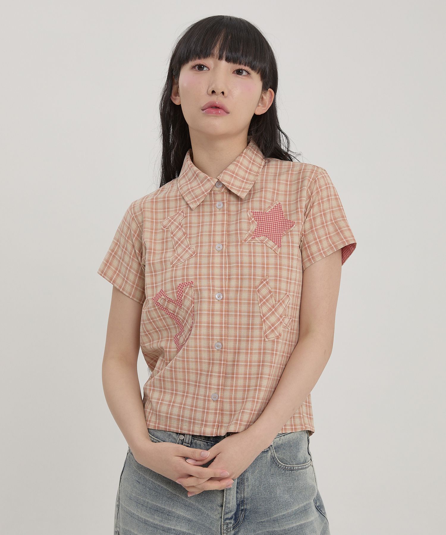 MUSINSA | WAI KEI YK Star Applique Check Short Sleeve Shirt