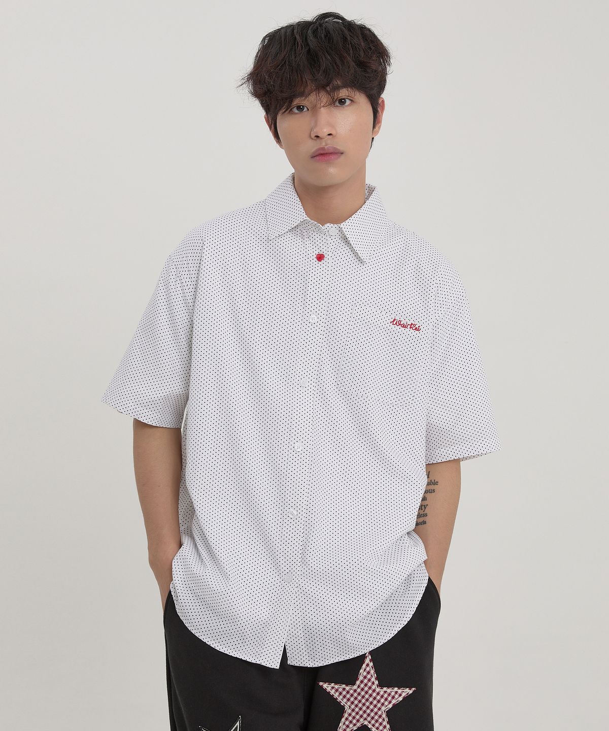 와이케이(WAIKEI) 스카프 SET 도트 반팔 셔츠 화이트