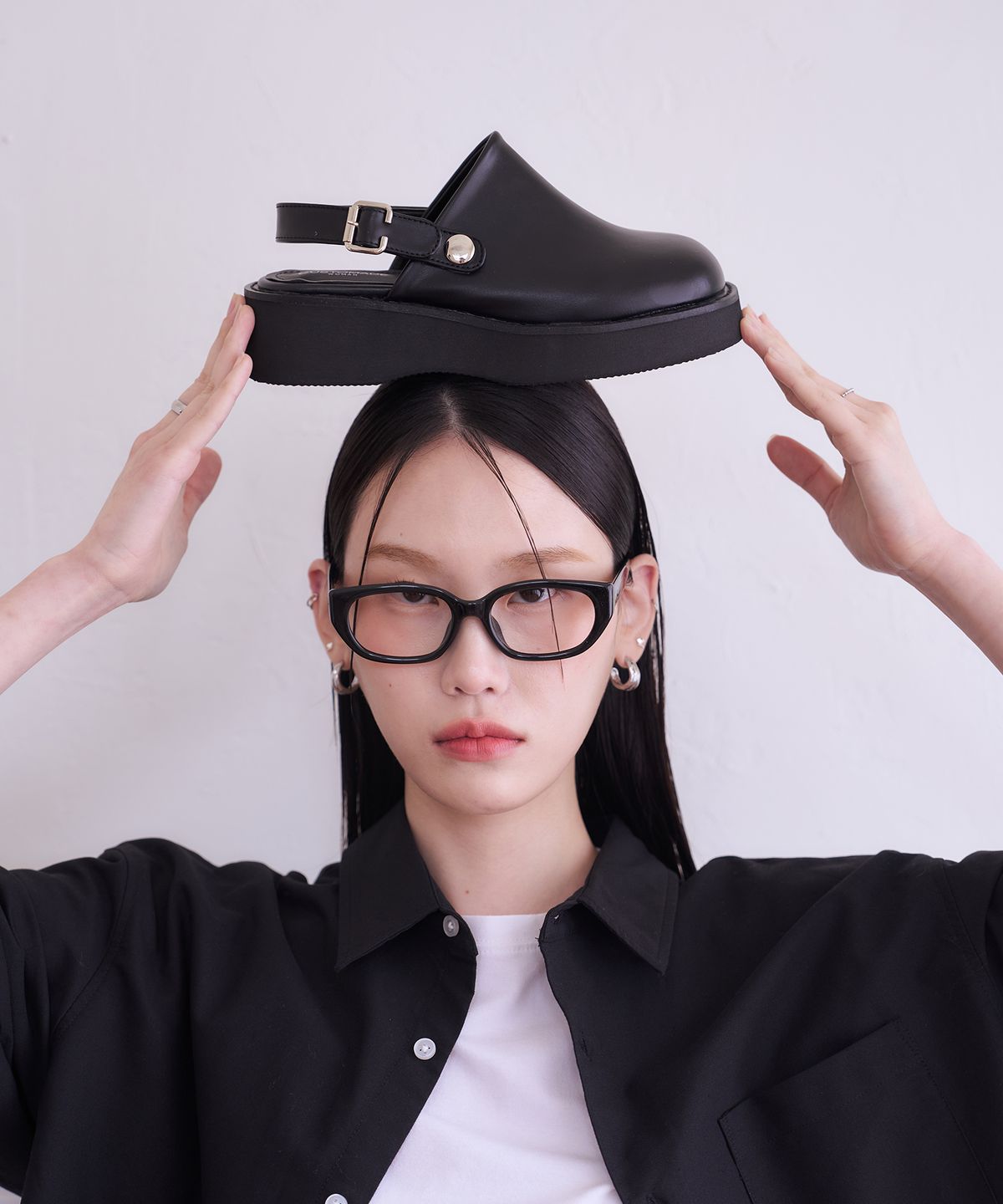 커스텀에이드 우먼(CUSTOMADE WOMAN) 4.5cm 라운드 플랫폼 스트랩 클로그 버니(CW0093BK)