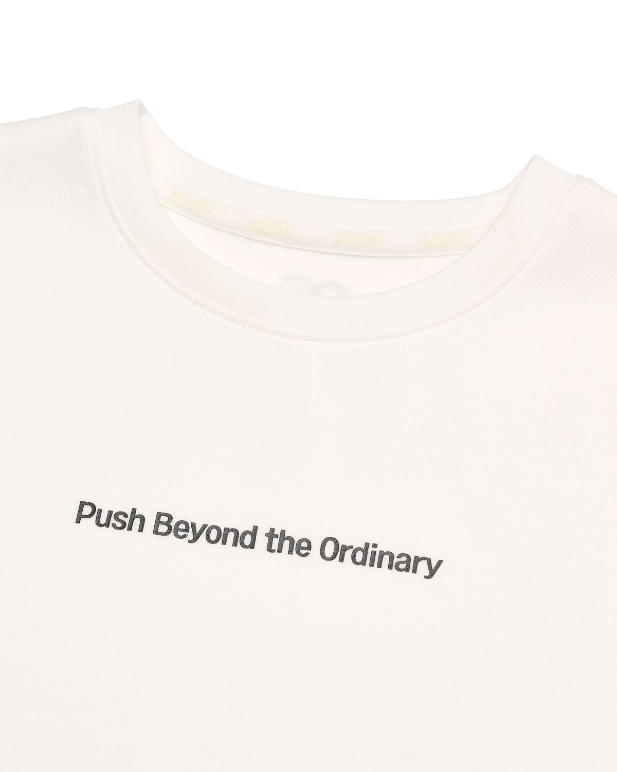 리액티파이(REACTIFY) Womens semi Cropped T-Shirt White