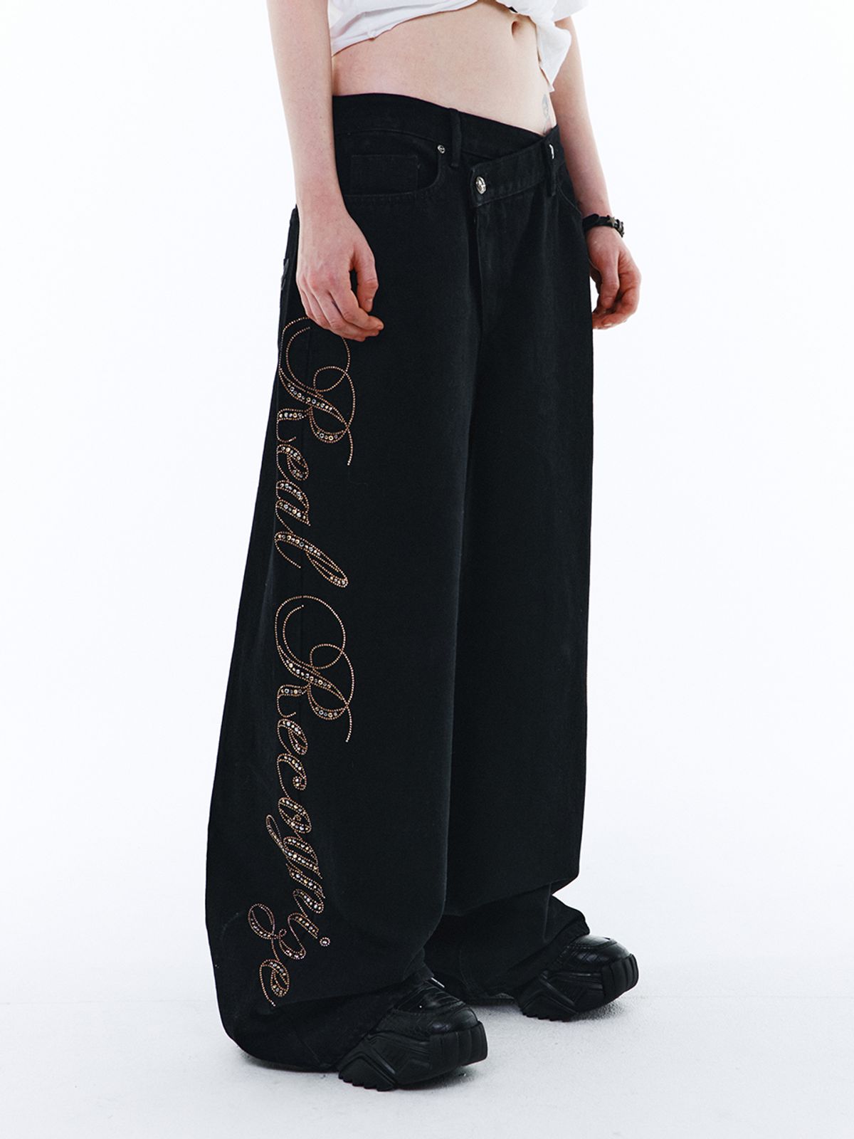 와이이이엘(YEEL) YEEL SIDE CUBIC DENIM PANTS BLACK