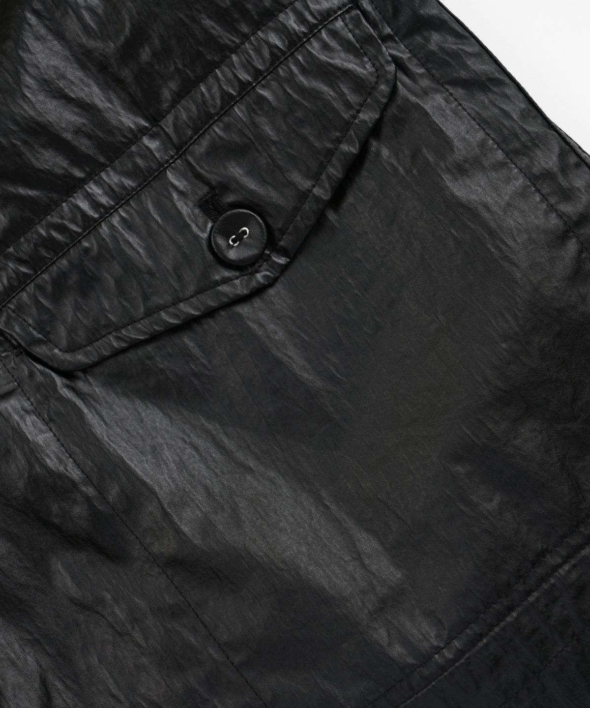 프리즘웍스(FRIZMWORKS) COATED CN SHORTS _ BLACK