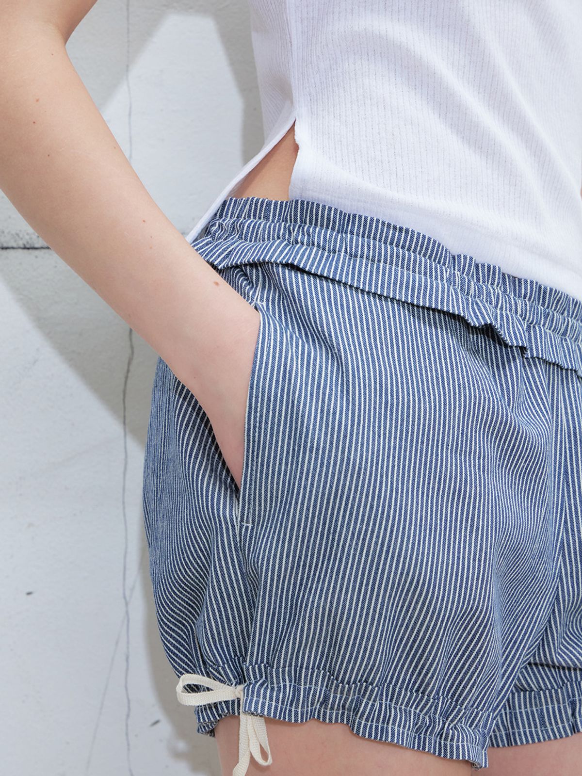 에트몽(ETMON) Stripe Strap Short Pants, Navy