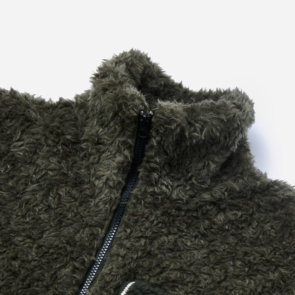 가먼츠팹(GARMENTS FAB) Heavy EMB Padded Fur Jacket (KHAKI)