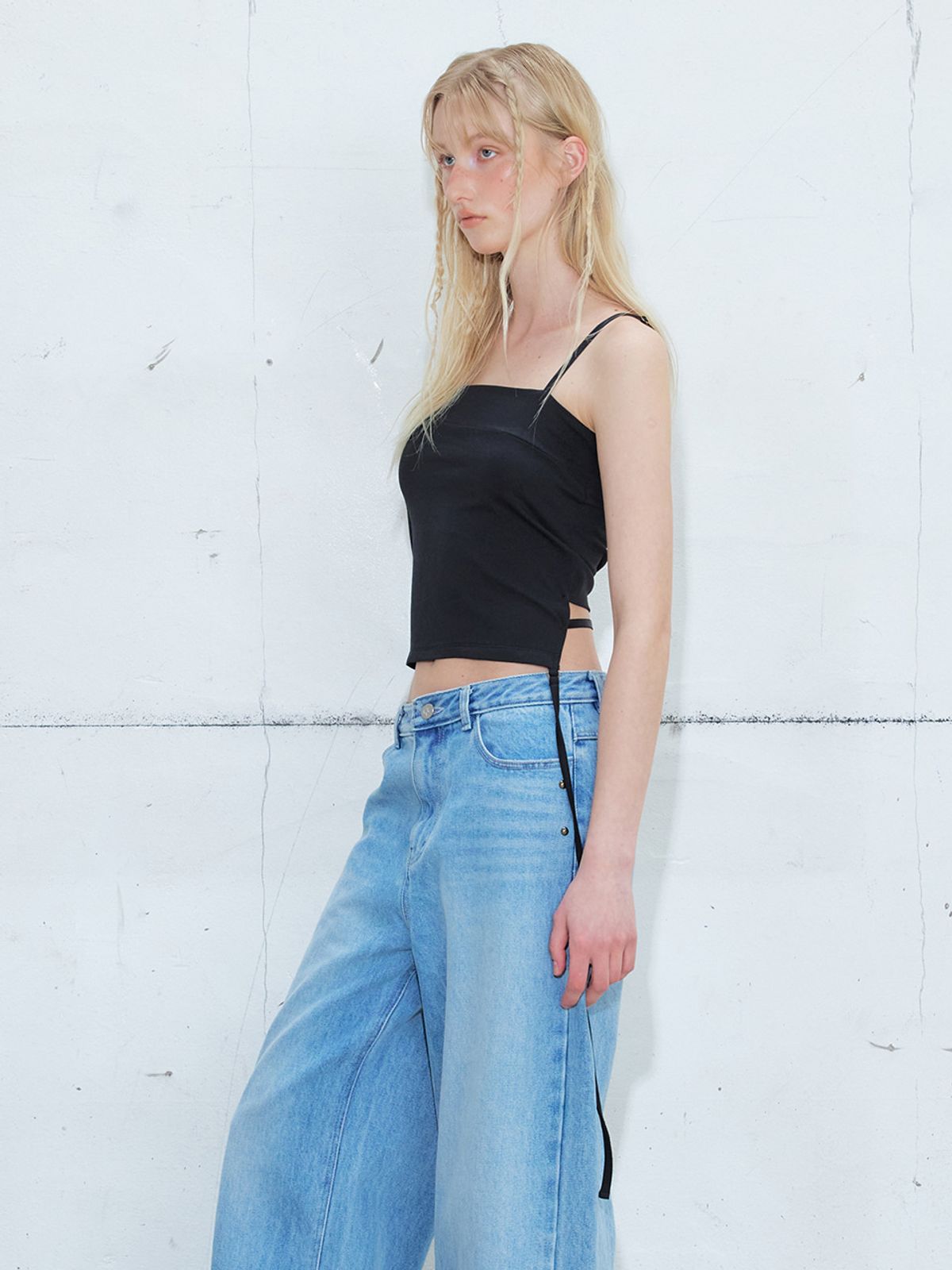에트몽(ETMON) Drop Strap Sleeveless Top, Black