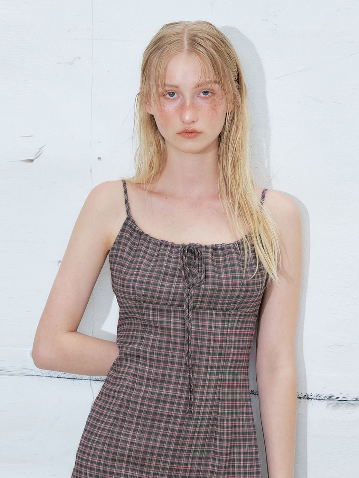 에트몽(ETMON) Slip Check Mini Dress, Black