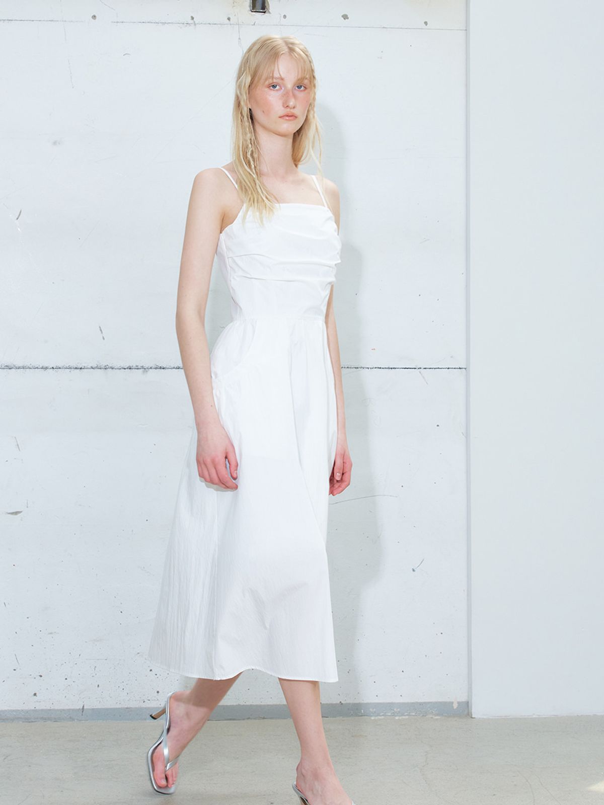 에트몽(ETMON) Slip Shirring Pocket Dress, White