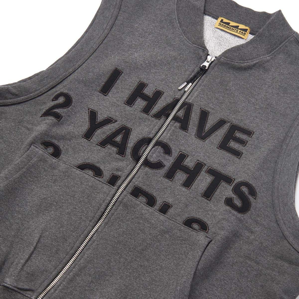 가먼츠팹(GARMENTS FAB) Gimmick Baller Vest (CHARCOAL)