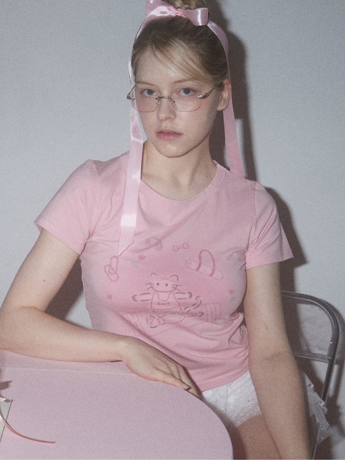 스웻스윗(SWEATSWEET) MEOW PILATES CLUB T-SHIRTS - PINK