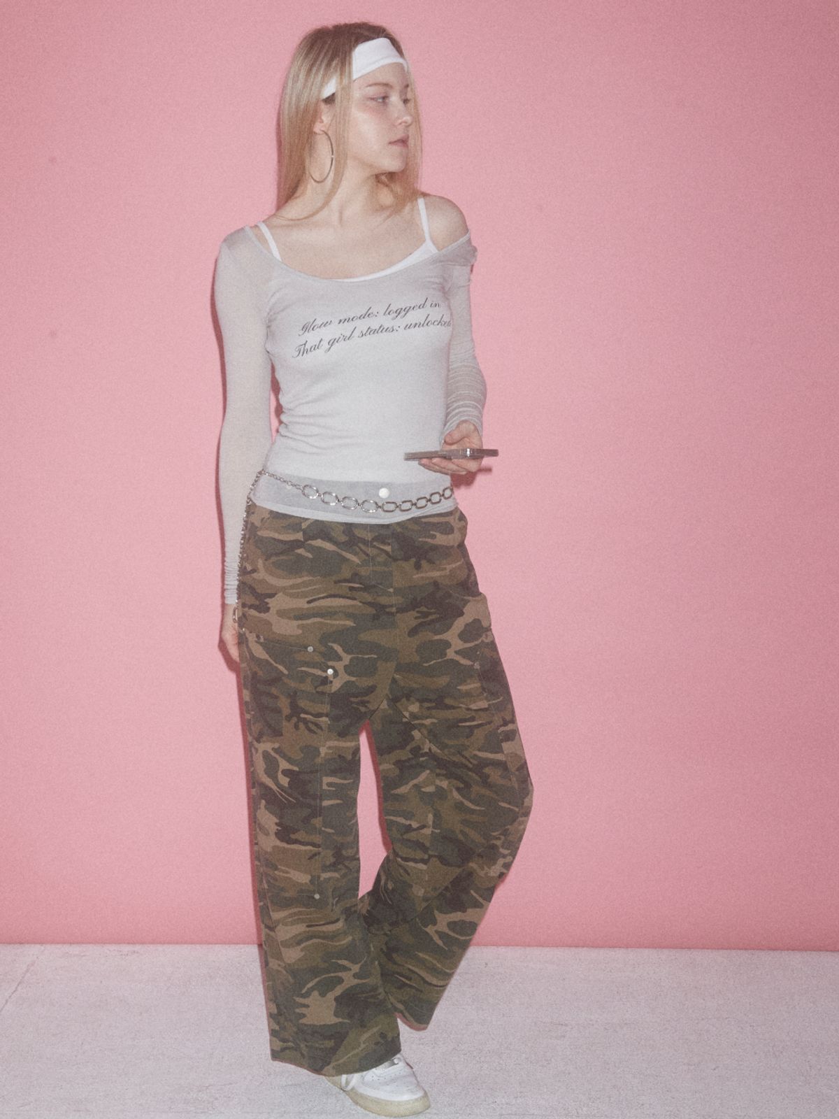 스웻스윗(SWEATSWEET) SOFT GLOW MODE TEE - GRAY