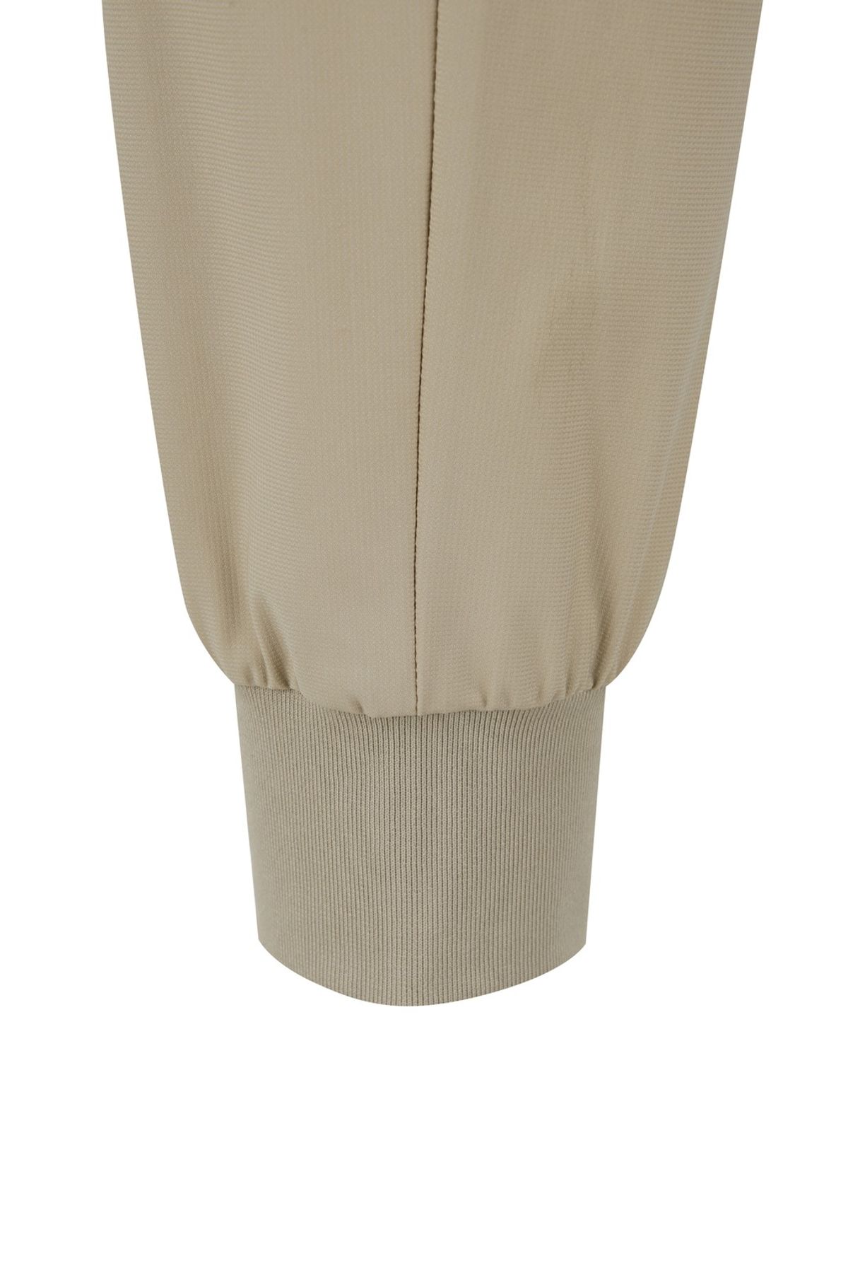 왁(WAAC) Women Essential Slim-jogger Pants_WWPNM25202BEX