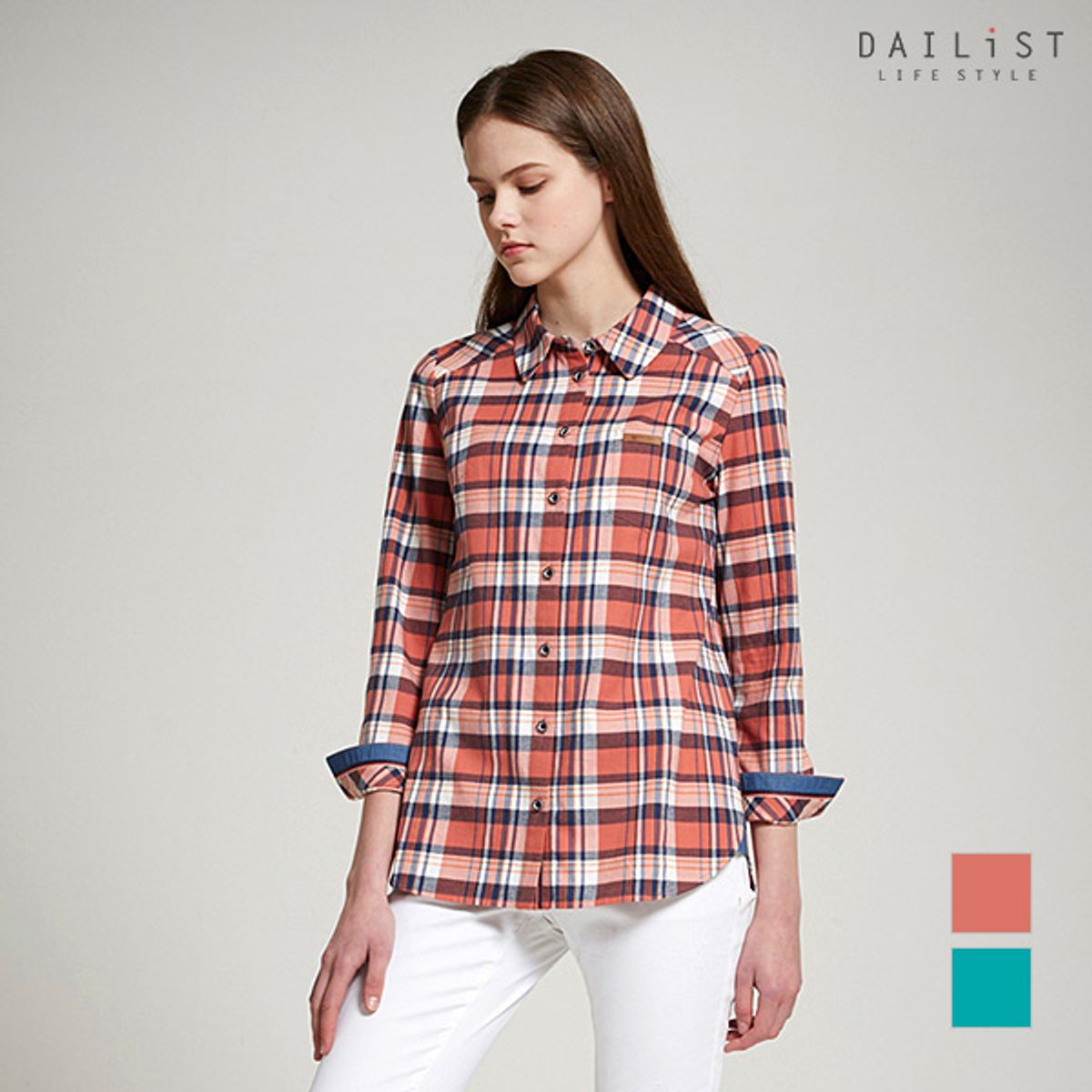 데일리스트(DAILIST) 데님 배색 체크 블라우스_MDBNLWS1211