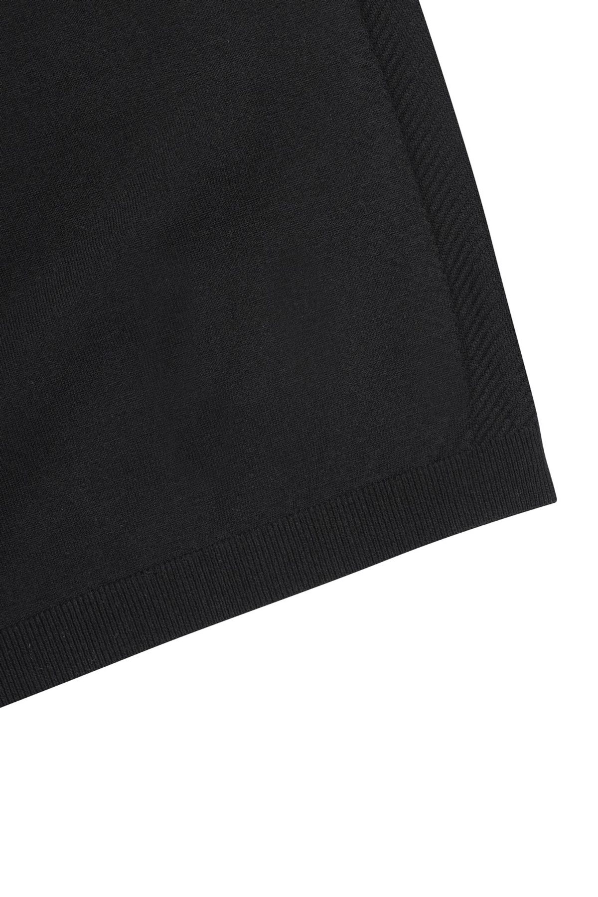 왁(WAAC) Men Semi Loose Knit Polo_WMWAM25203BKX