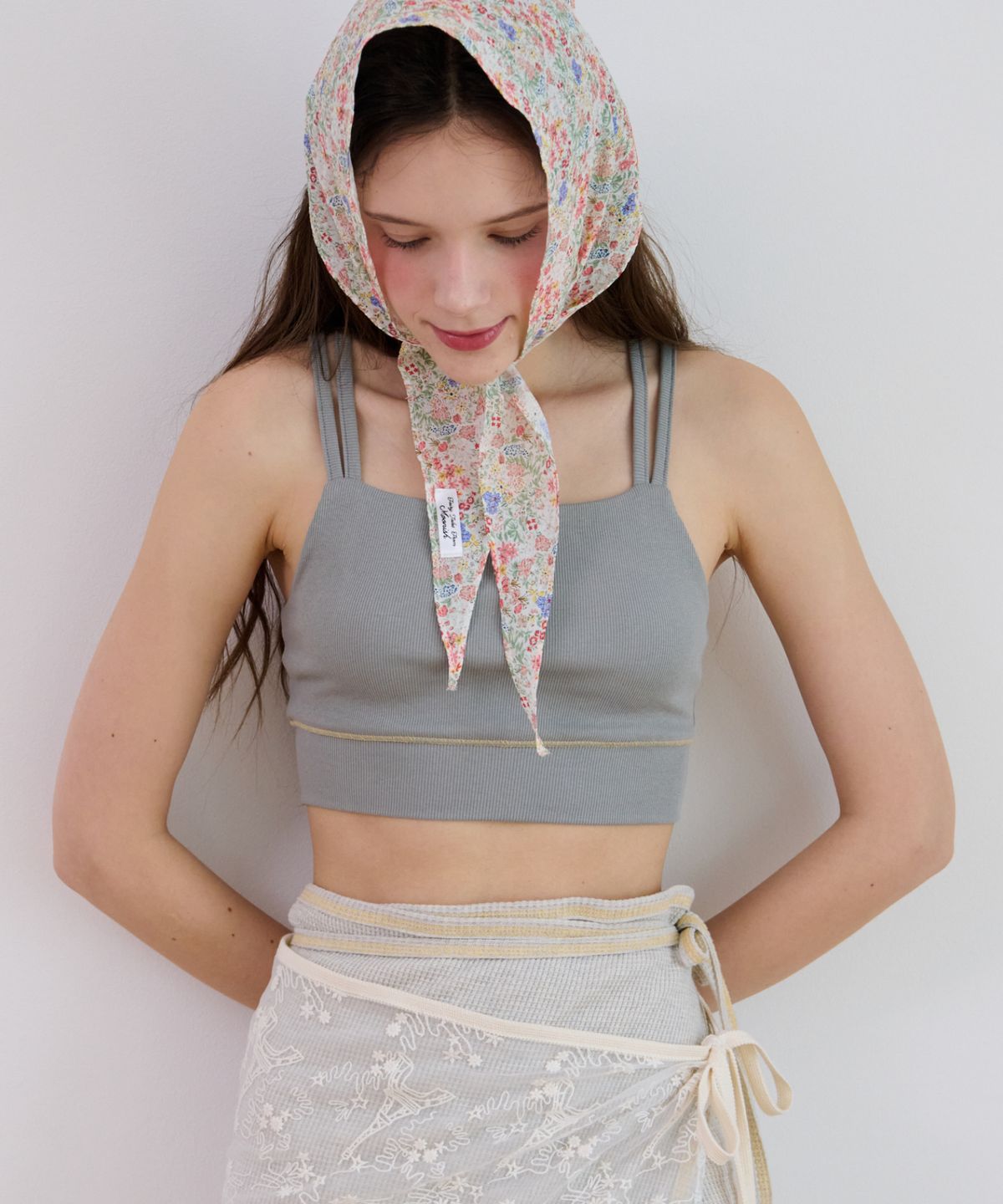무니쉬(MOONISH) Cross Back Top - Sage Green