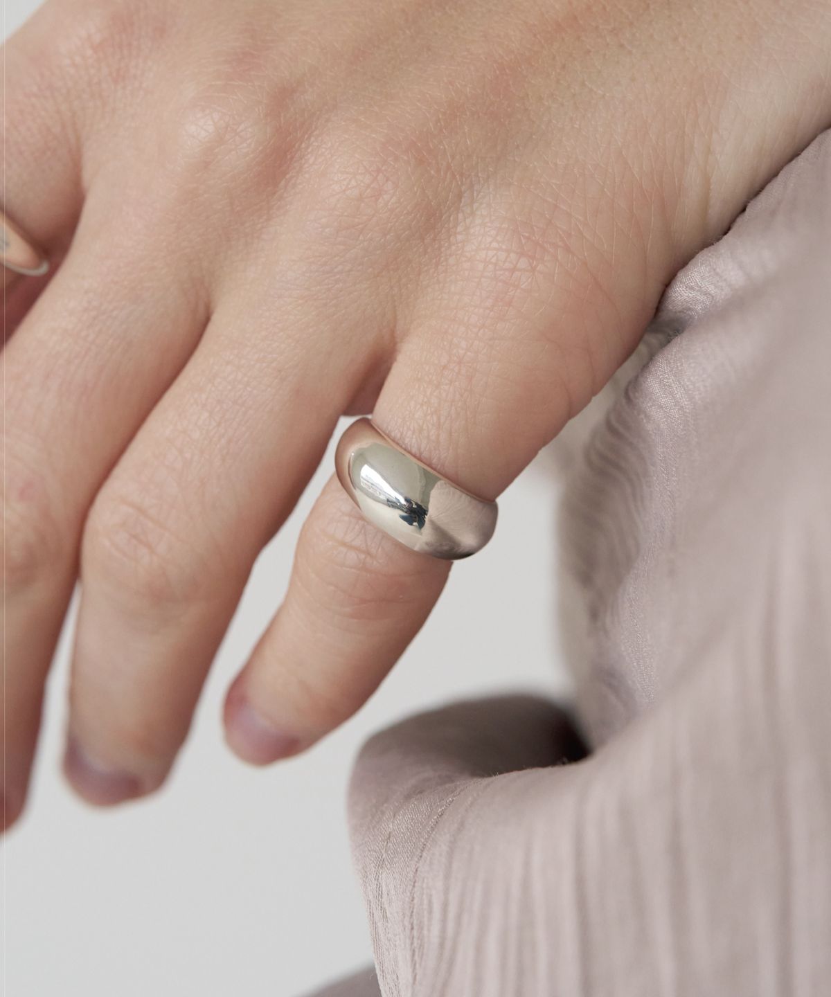 투쉐이드(TOUCHÉD) PEBBLE RING 02