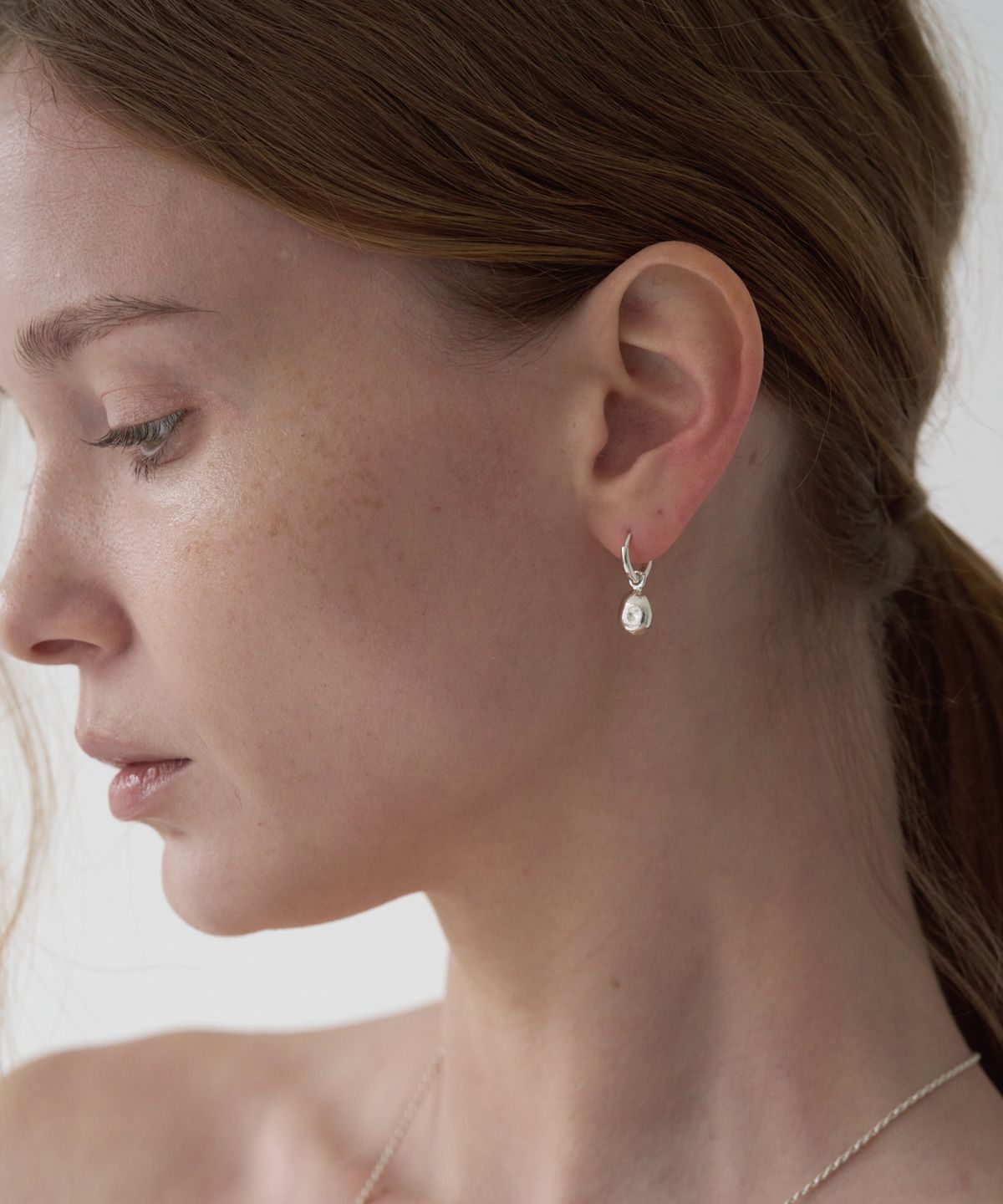 투쉐이드(TOUCHÉD) PEBBLE EARRING 06