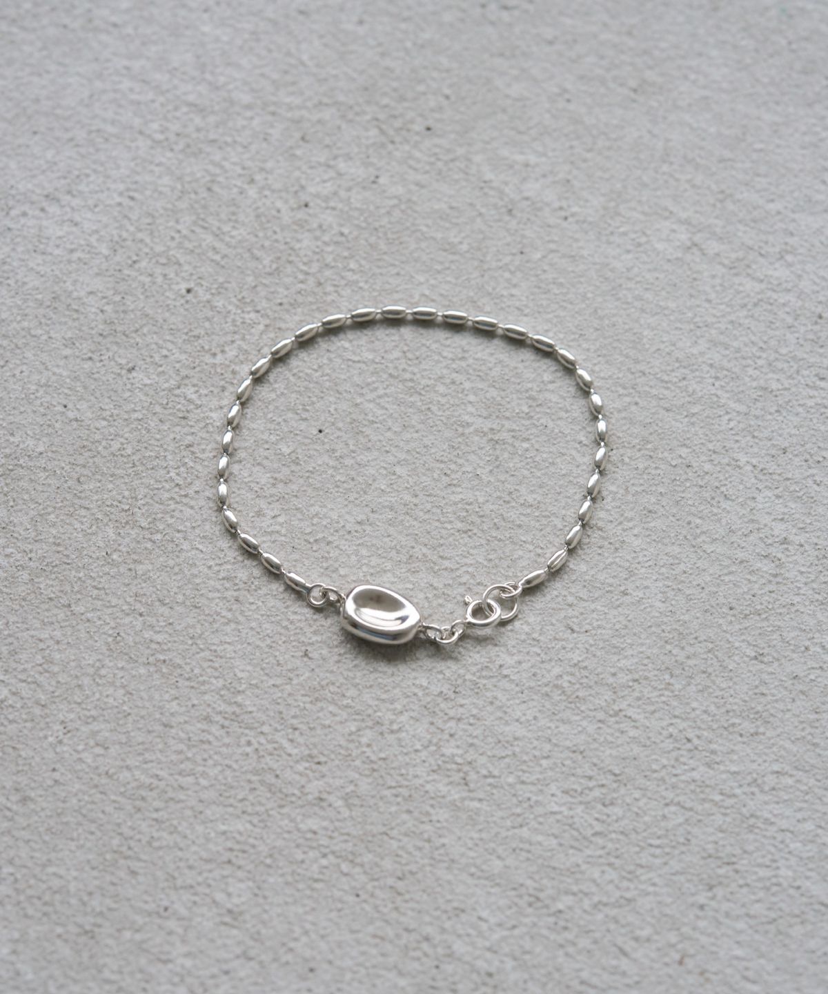 투쉐이드(TOUCHÉD) PEBBLE BRACELET 03