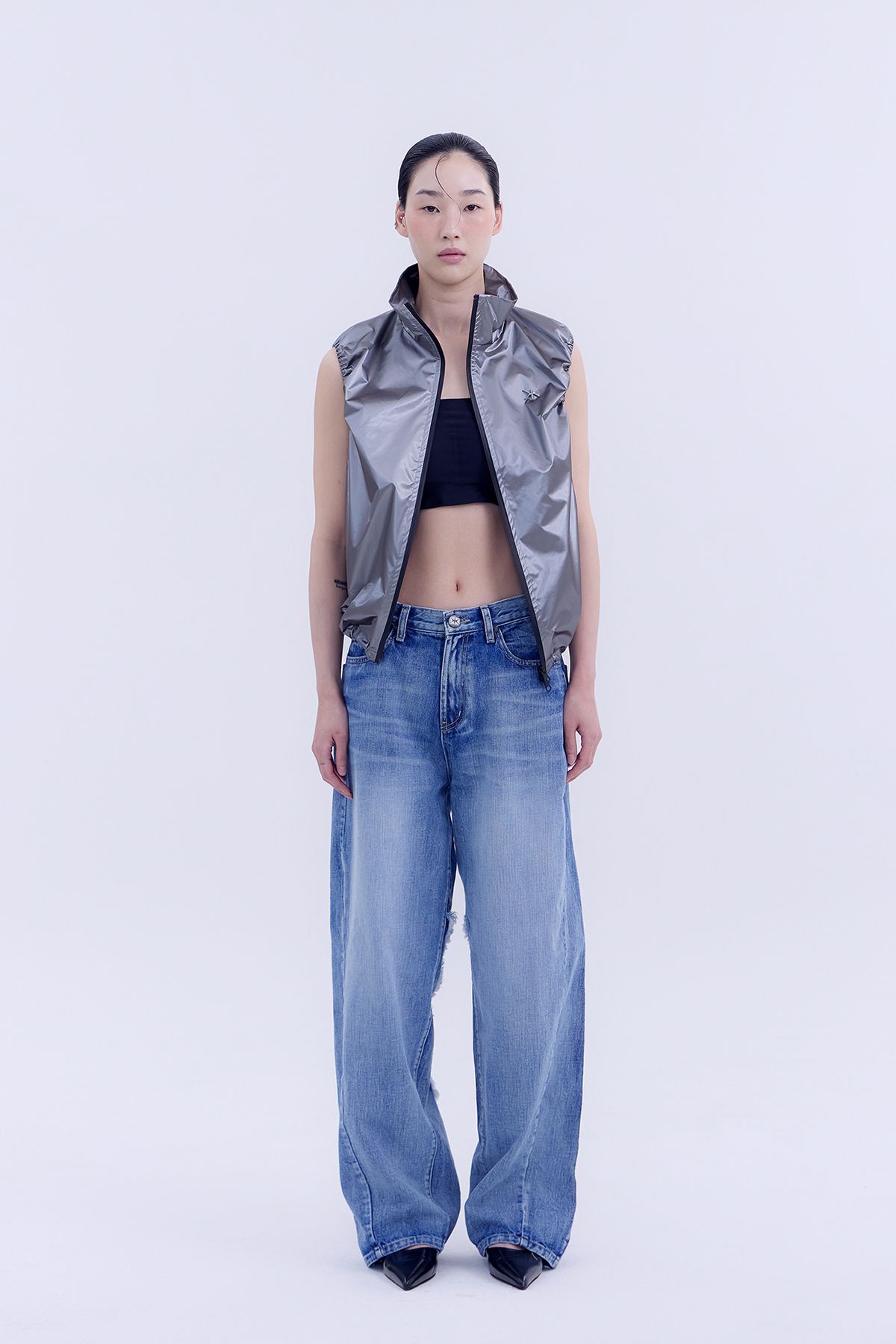 노 엑스트라 터치(NO EXTRA TOUCH) Silver Symbolic Vest / 25SPVS001SI