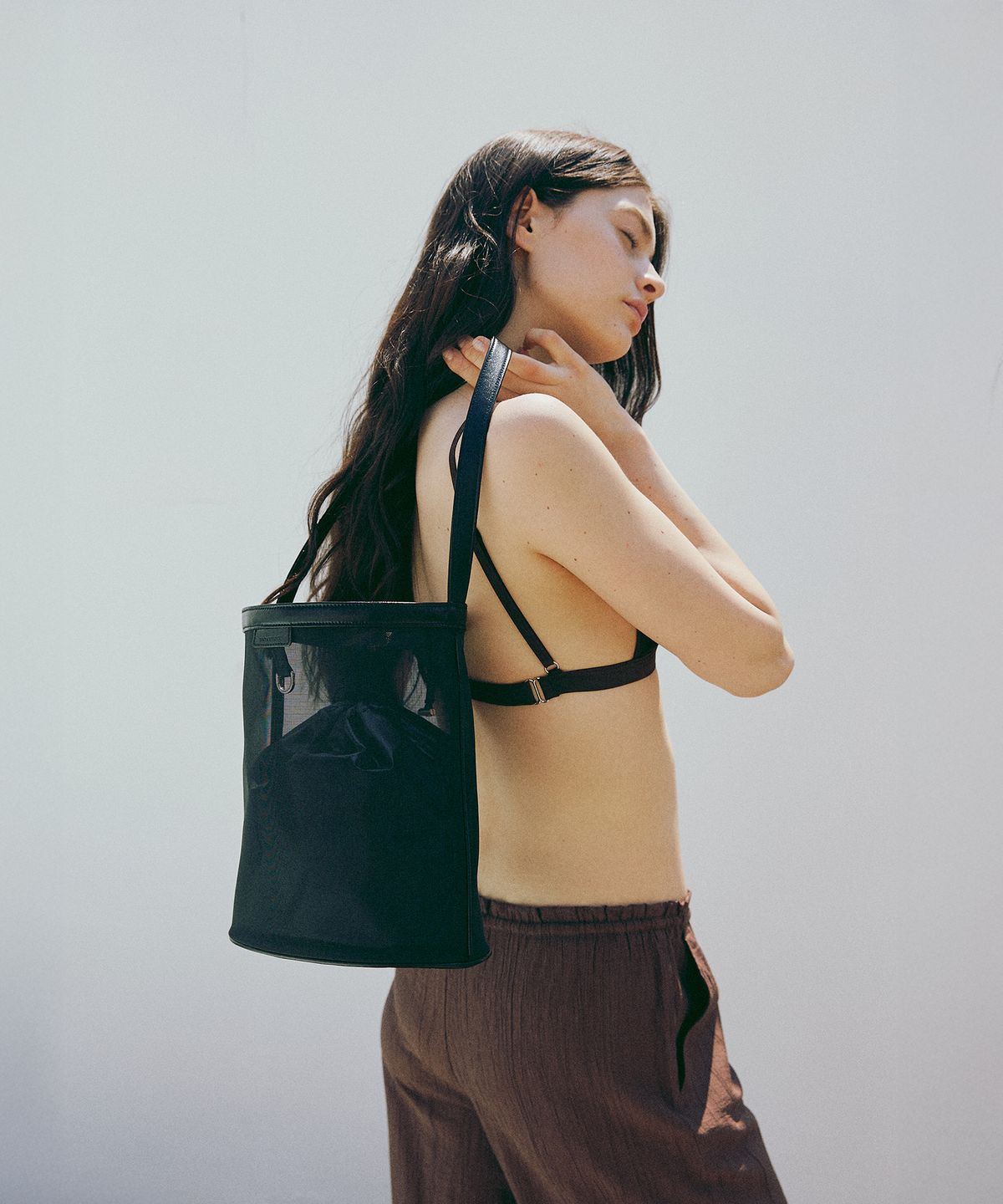 모어모르(MOREMORR) ONDE BAG 메쉬백 black