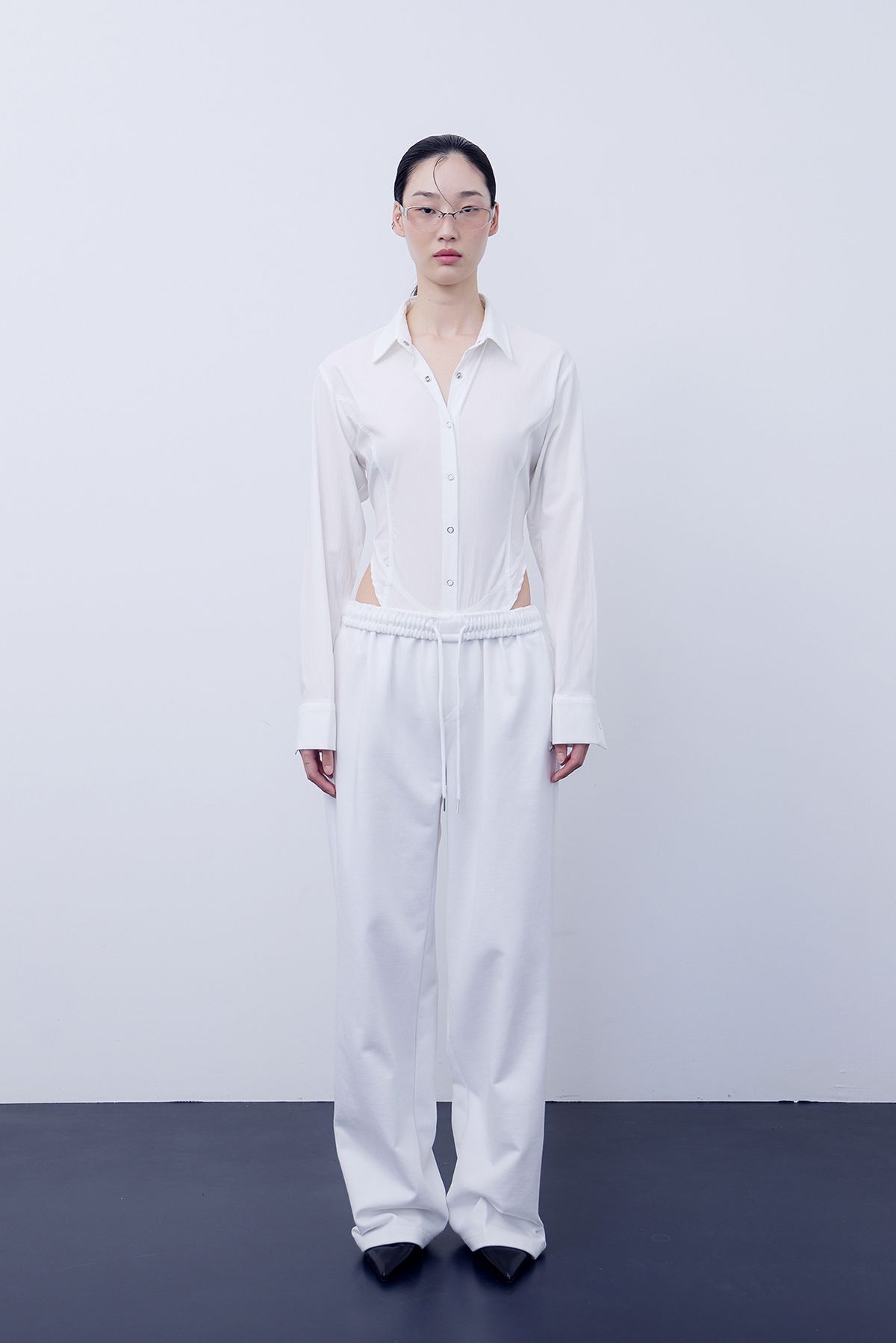 노 엑스트라 터치(NO EXTRA TOUCH) Easy Sweat Pants (white) / 25SPPT007WH