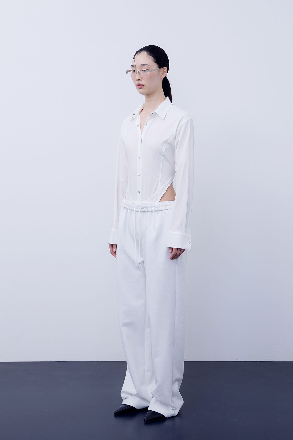 노 엑스트라 터치(NO EXTRA TOUCH) Easy Sweat Pants (white) / 25SPPT007WH