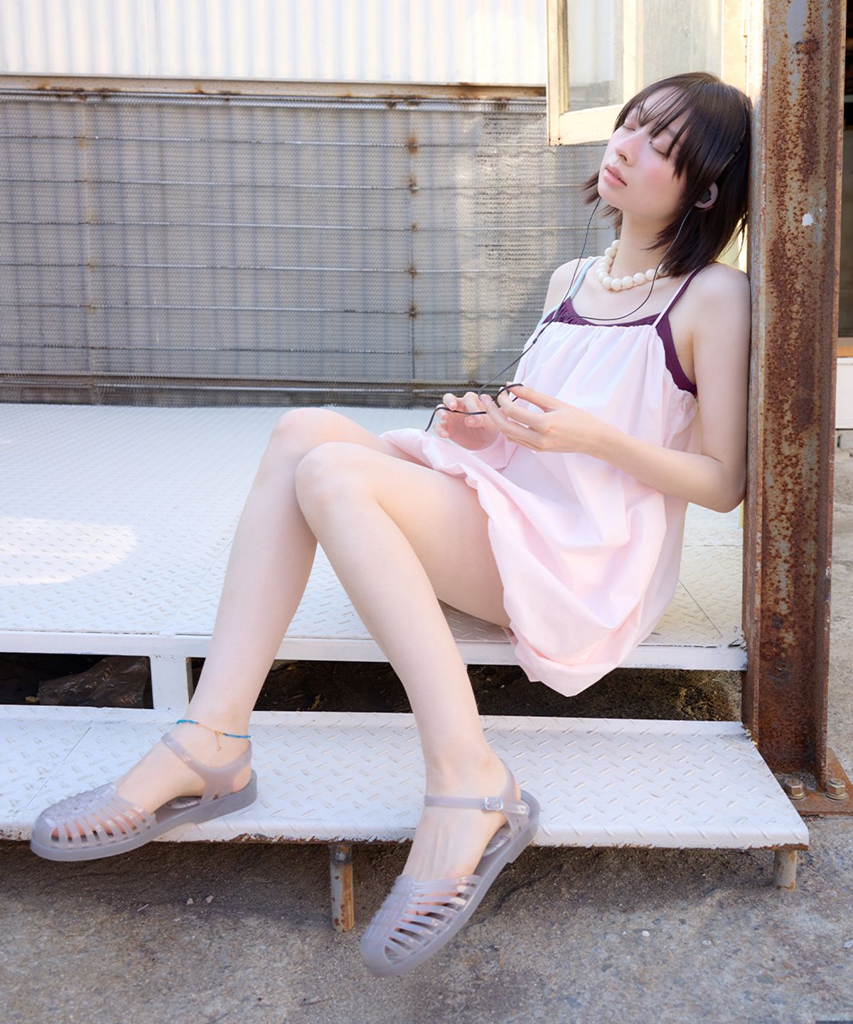 락피쉬웨더웨어(ROCKFISH WEATHERWEAR) GLAIR STRAPPY SANDALS(CLEAR) - 5 colors