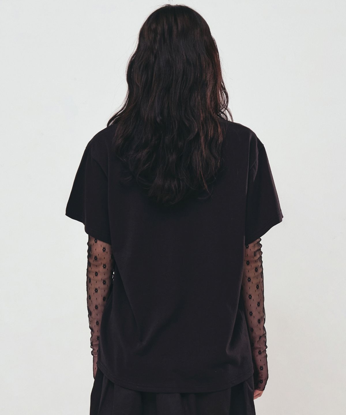 닉앤니콜(NICK&NICOLE) BIG ROSE SLEEVE TOP_BLACK PINK