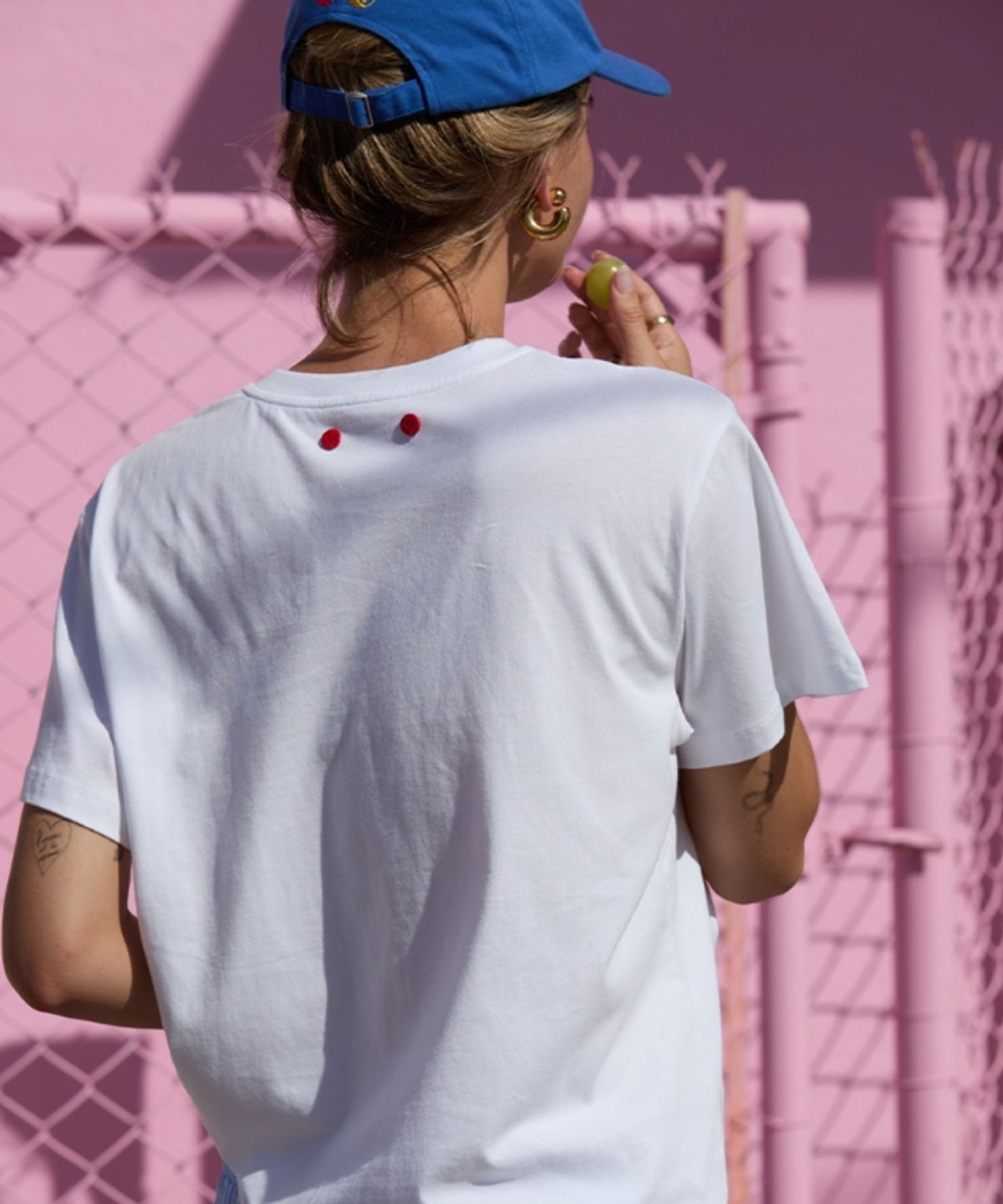무드베러(MOODBETTER) MOOD STITCH LOGO BASIC FIT T SHIRTS WHITE
