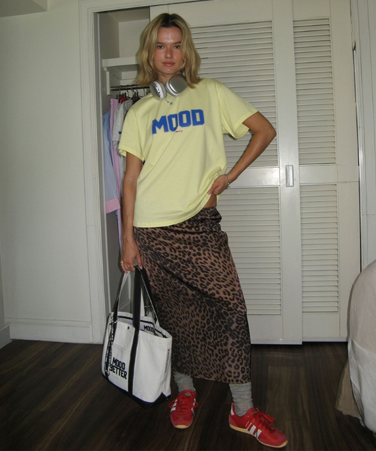 무드베러(MOODBETTER) CLASSIC CANVAS TOTE BAG IVORY BLACK