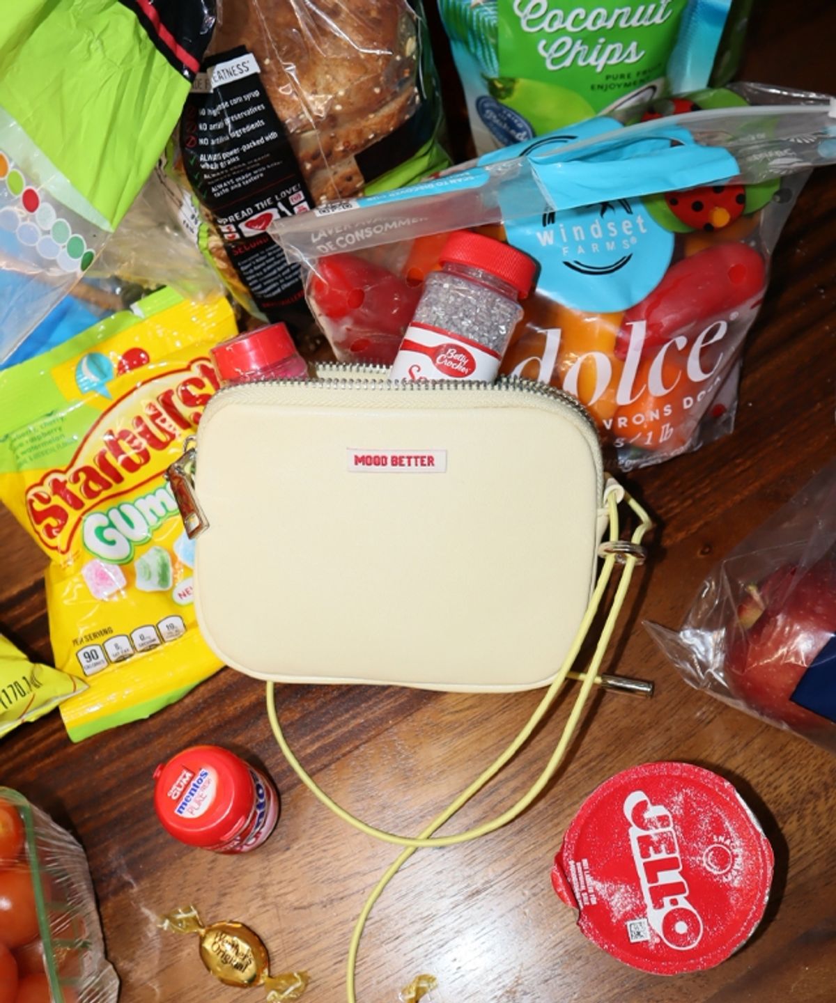 무드베러(MOODBETTER) MINI FAUX LEATHER CROSS BELT BAG CREAM