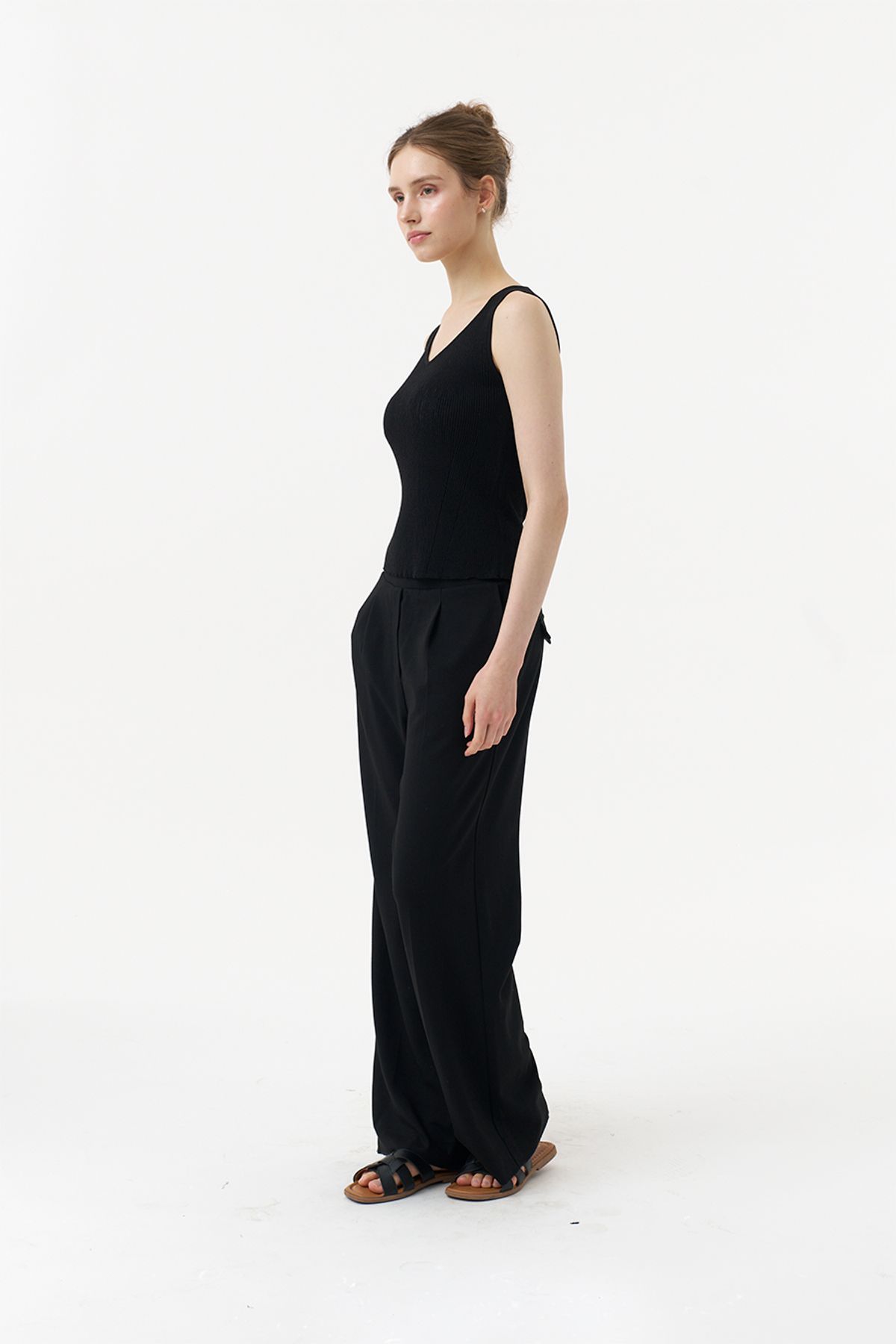 아코디코(ACODICO) Ribbed Linen Sleeveless Top