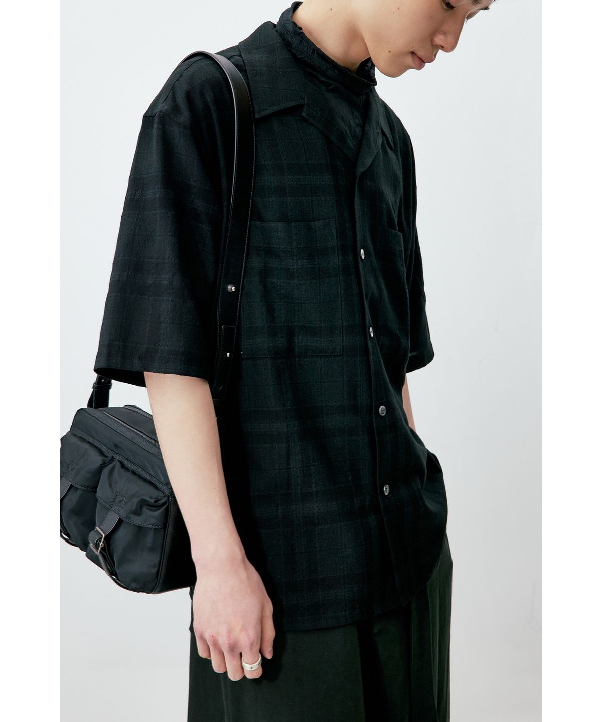 유스(YOUTH) Convertible Collar Half Shirt - Black Check