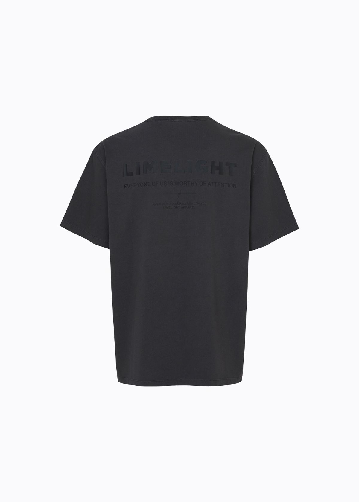 라임라잇 어패럴(LIMELIGHT APPAREL) 어패럴 피그먼트 백 로고 티셔츠 (블랙/블랙)