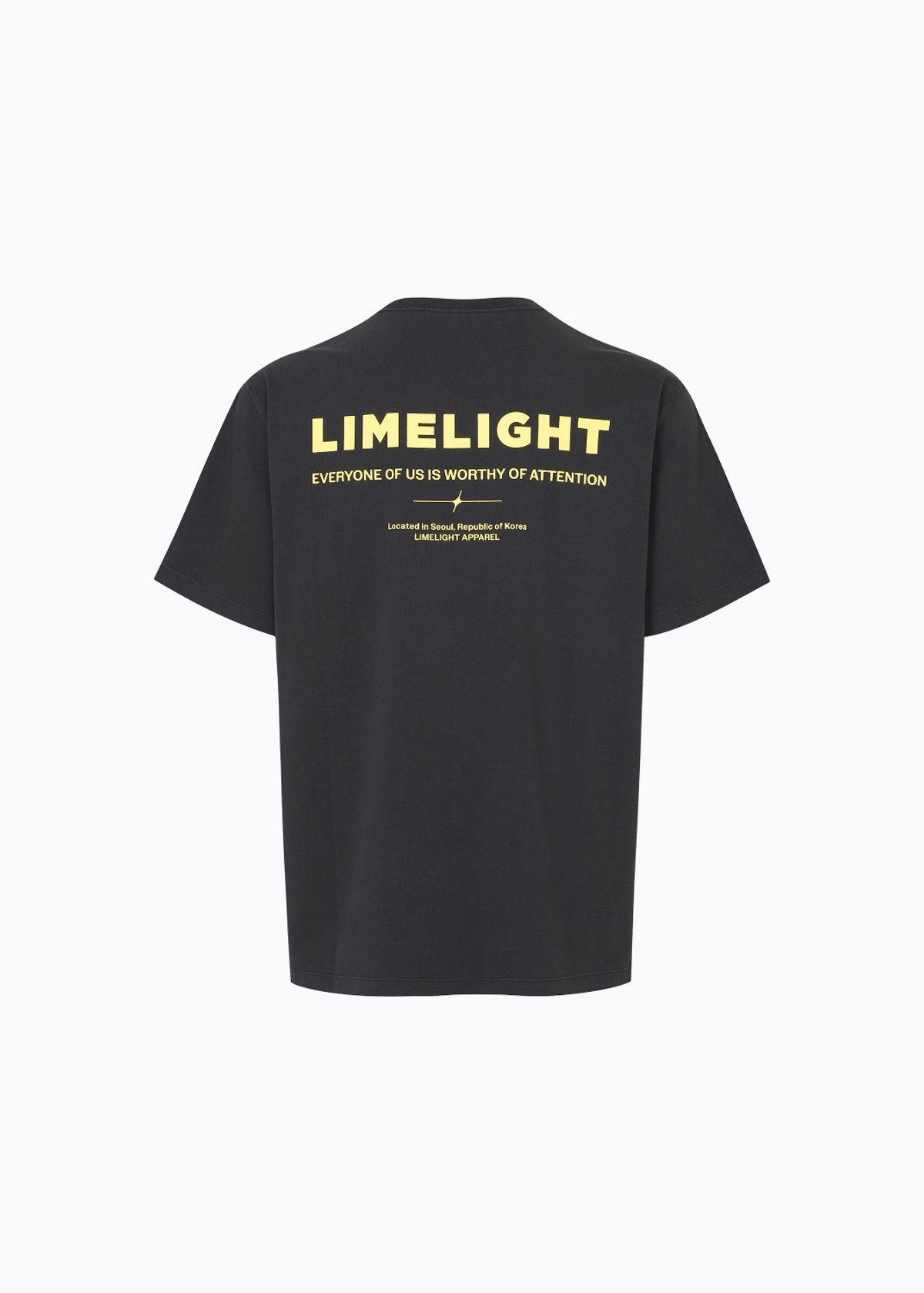 라임라잇 어패럴(LIMELIGHT APPAREL) 어패럴 피그먼트 백 로고 티셔츠 (블랙/라임라잇)