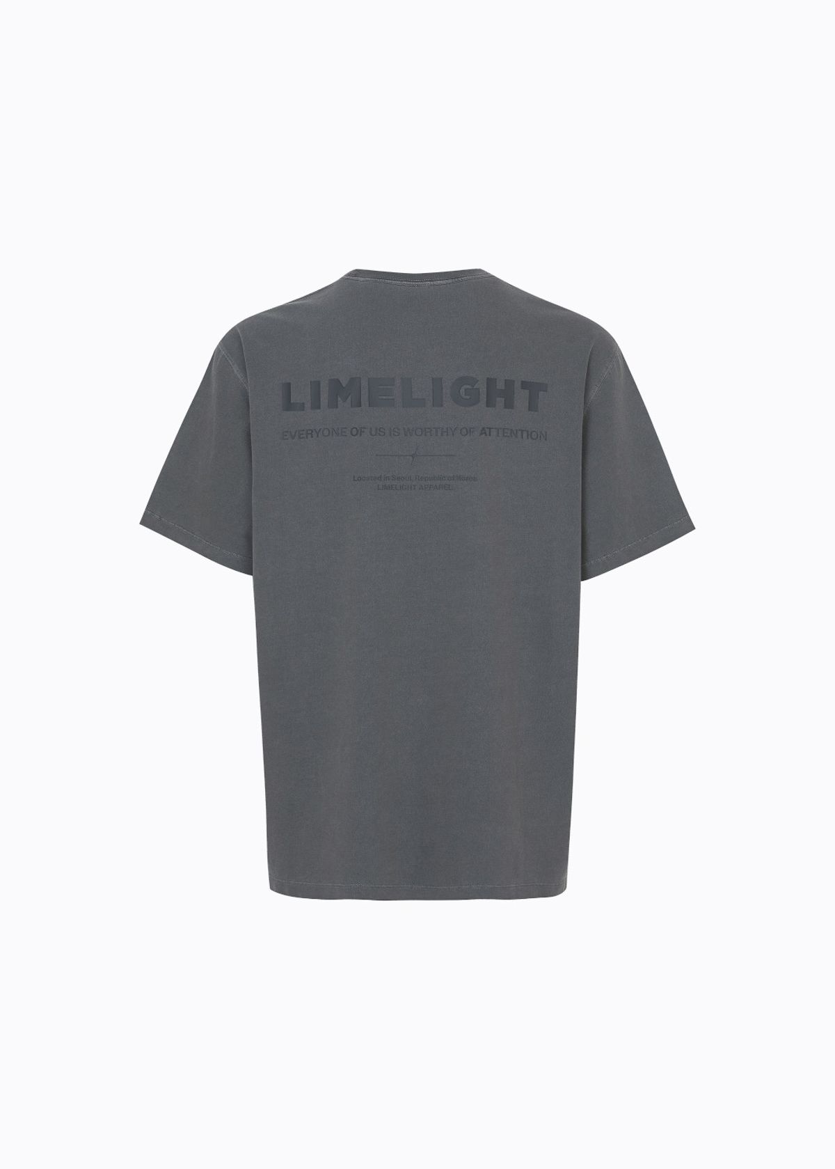 라임라잇 어패럴(LIMELIGHT APPAREL) 어패럴 피그먼트 백 로고 티셔츠 (차콜/그레이)