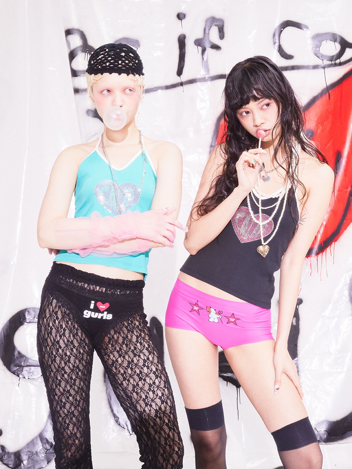에즈이프 캘리(ASIF CALIE) CALIE HOTFIX HALTERNECK SLEEVELESS BLACK