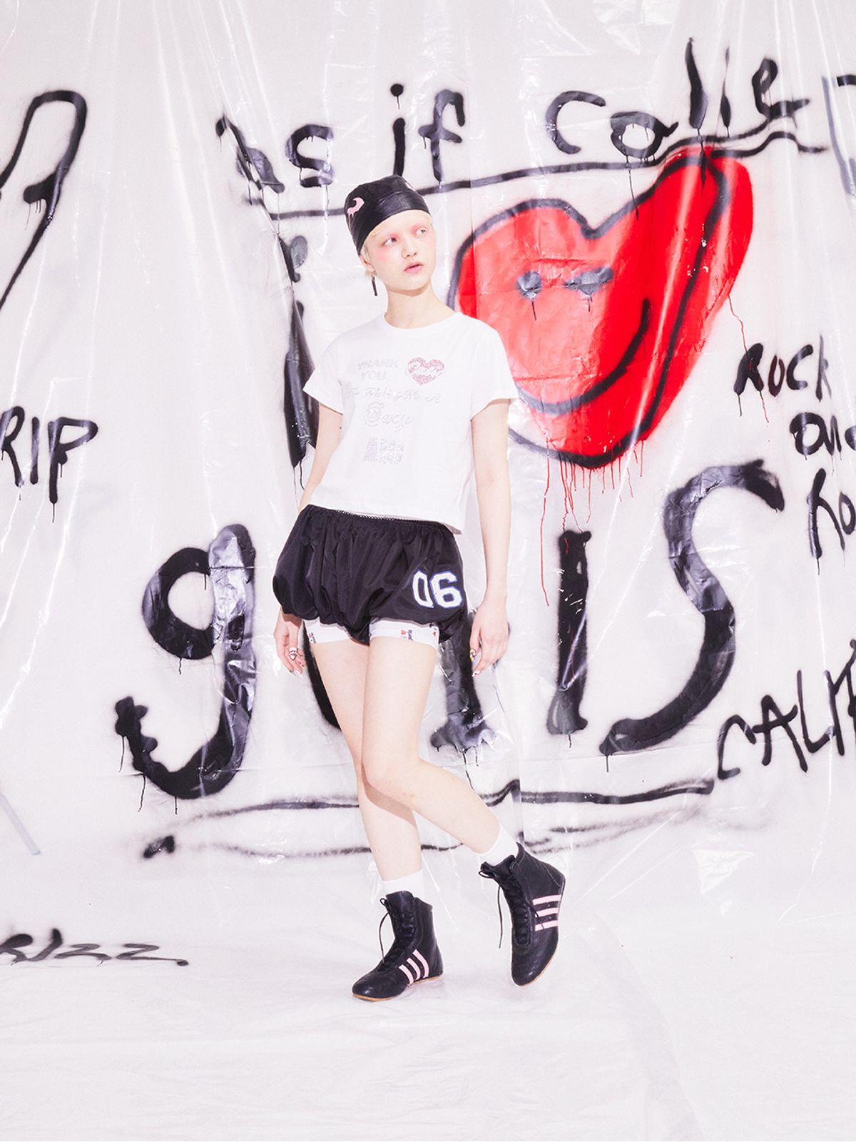 에즈이프 캘리(ASIF CALIE) CALIE HOTFIX T-SHIRT WHITE