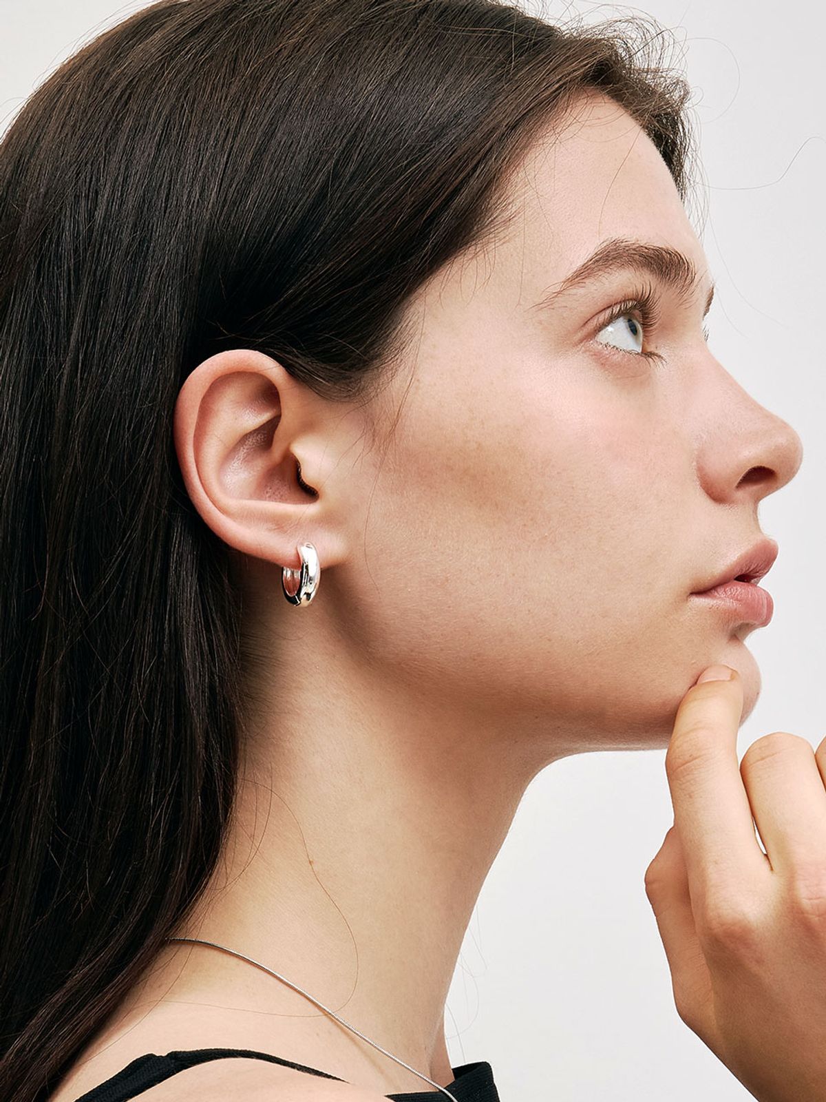 헤이(HEI) glossy basic one-touch earring