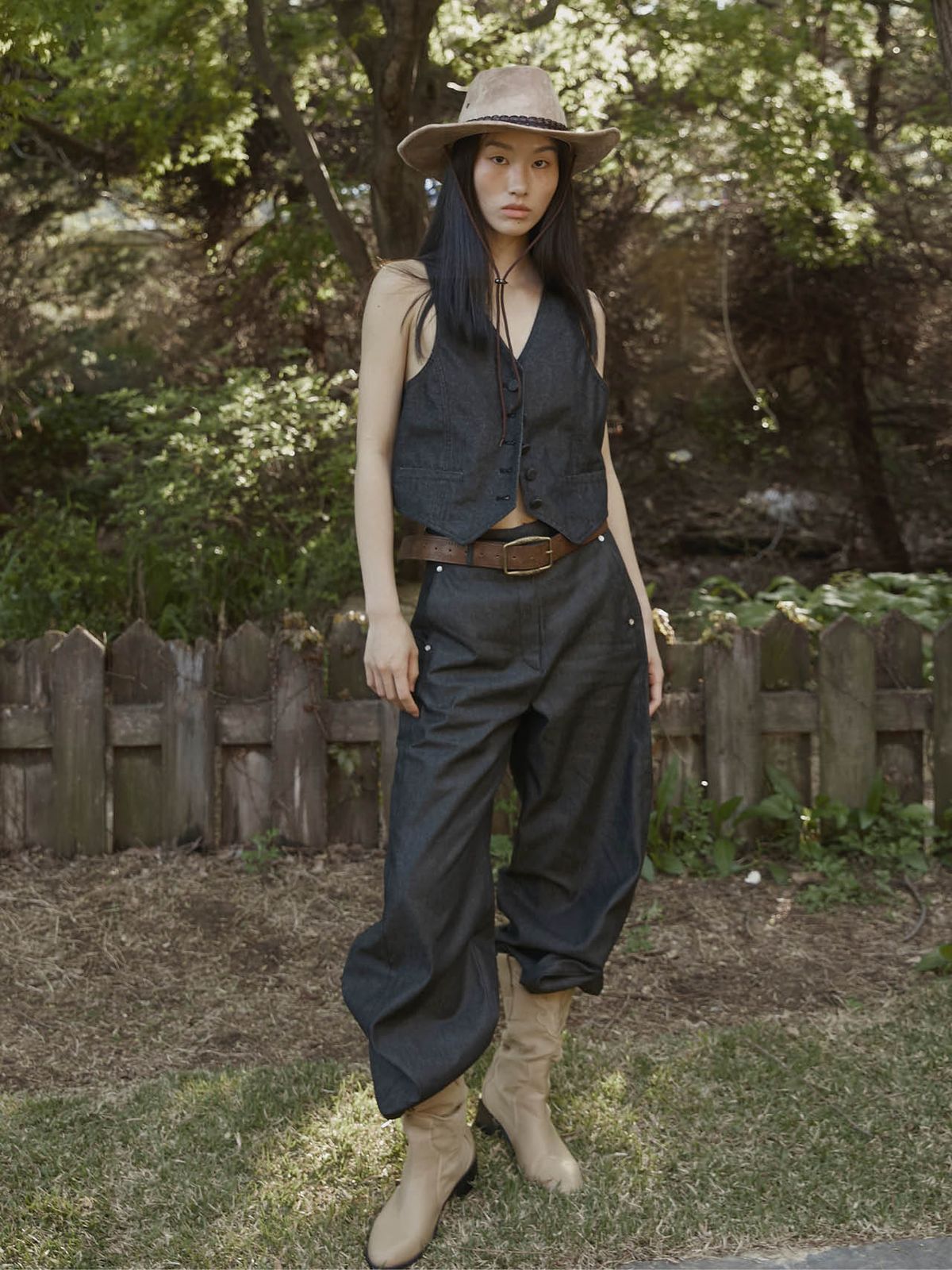 프롬웨얼(FROMWHERE) POINT LINE COTTON DENIM PANTS BLACK