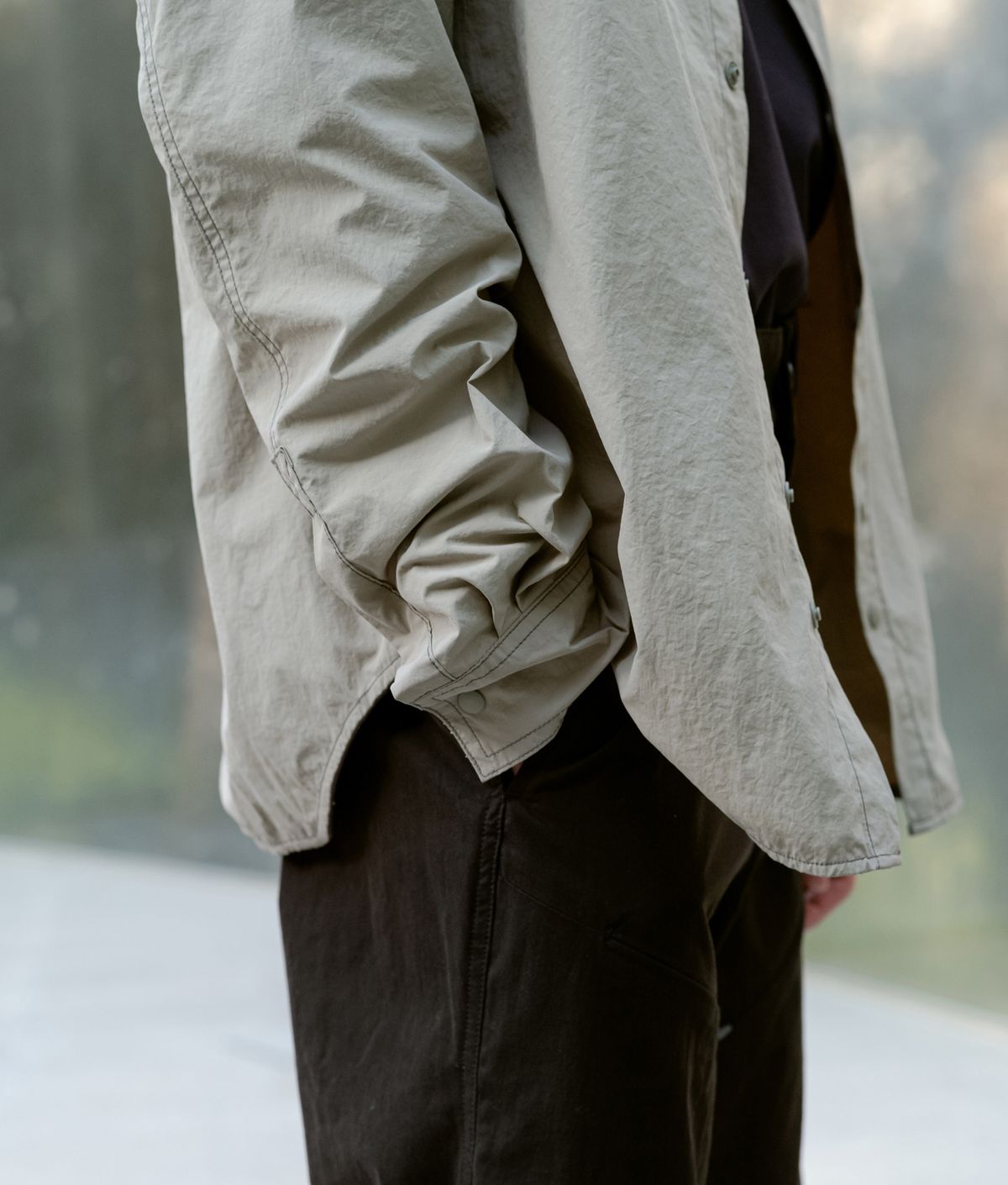폼리쉬(FORMLICH) NYLON SHIRT / KHAKI